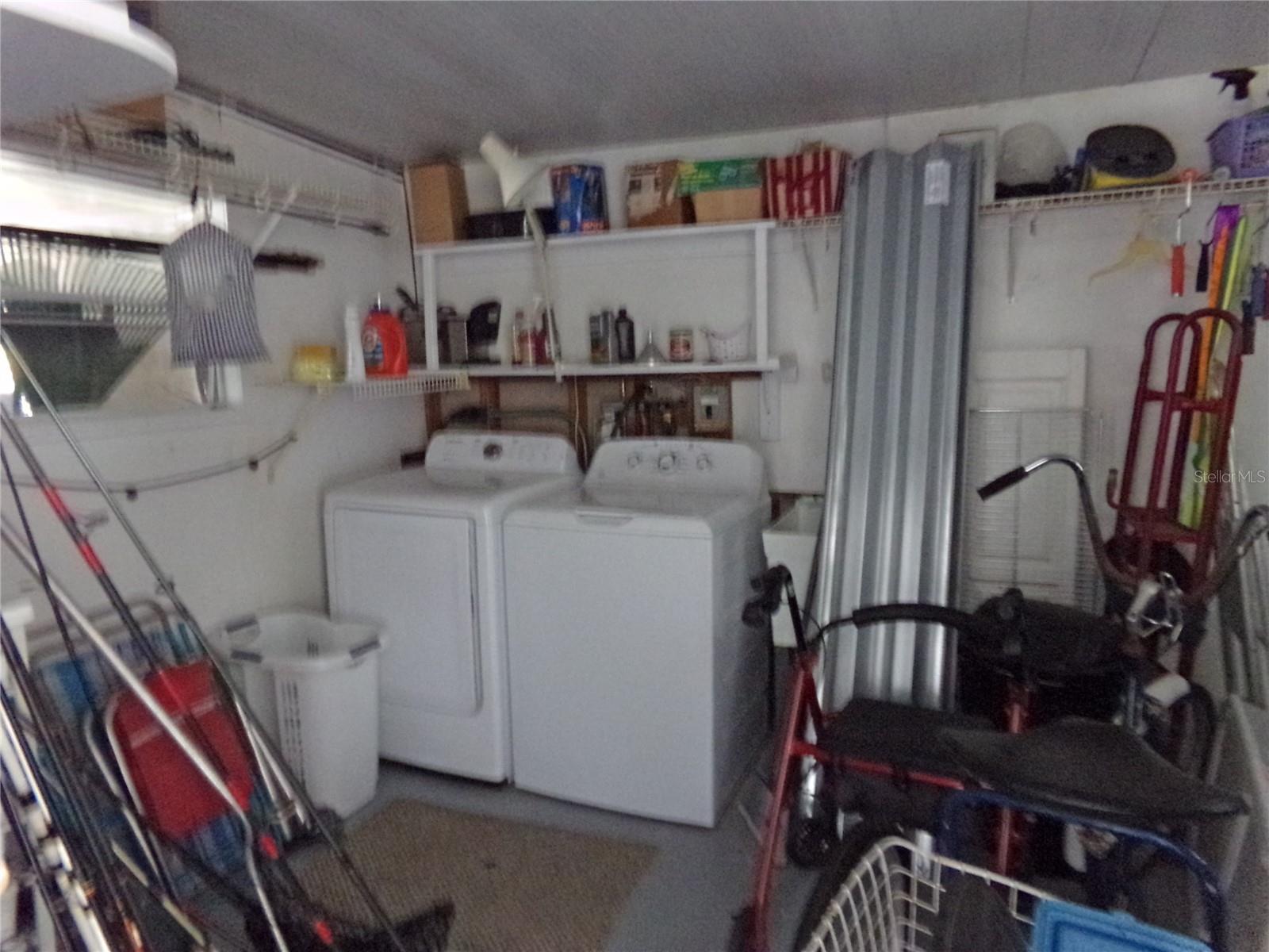 LEMON BAY ISLES PH 04 - Residential