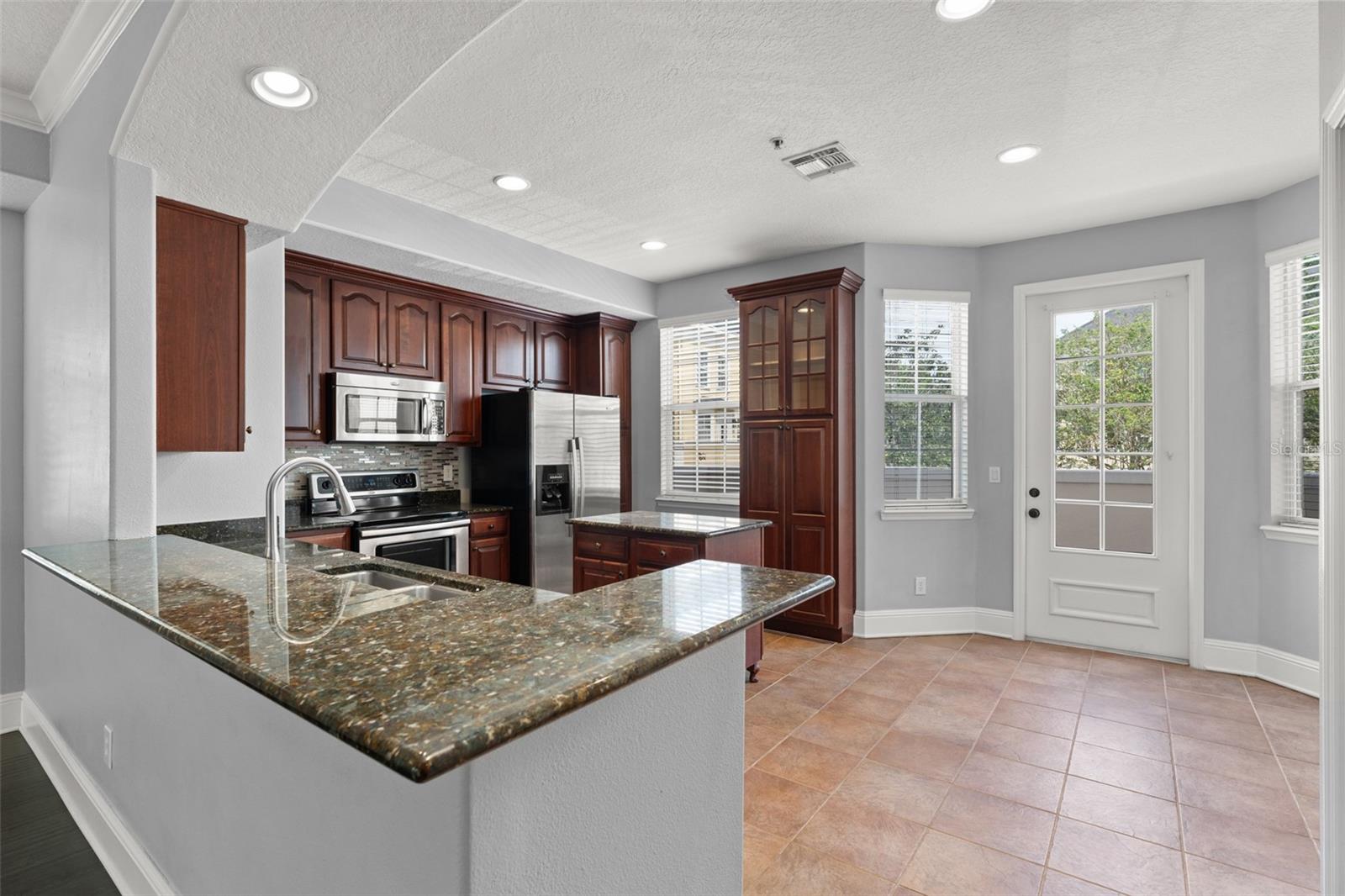 BALDWIN PARK - Residential