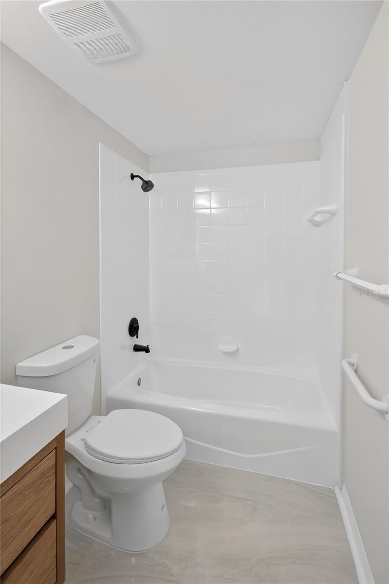 EAGLES POINT AT THE LANDINGS 2 - Residential