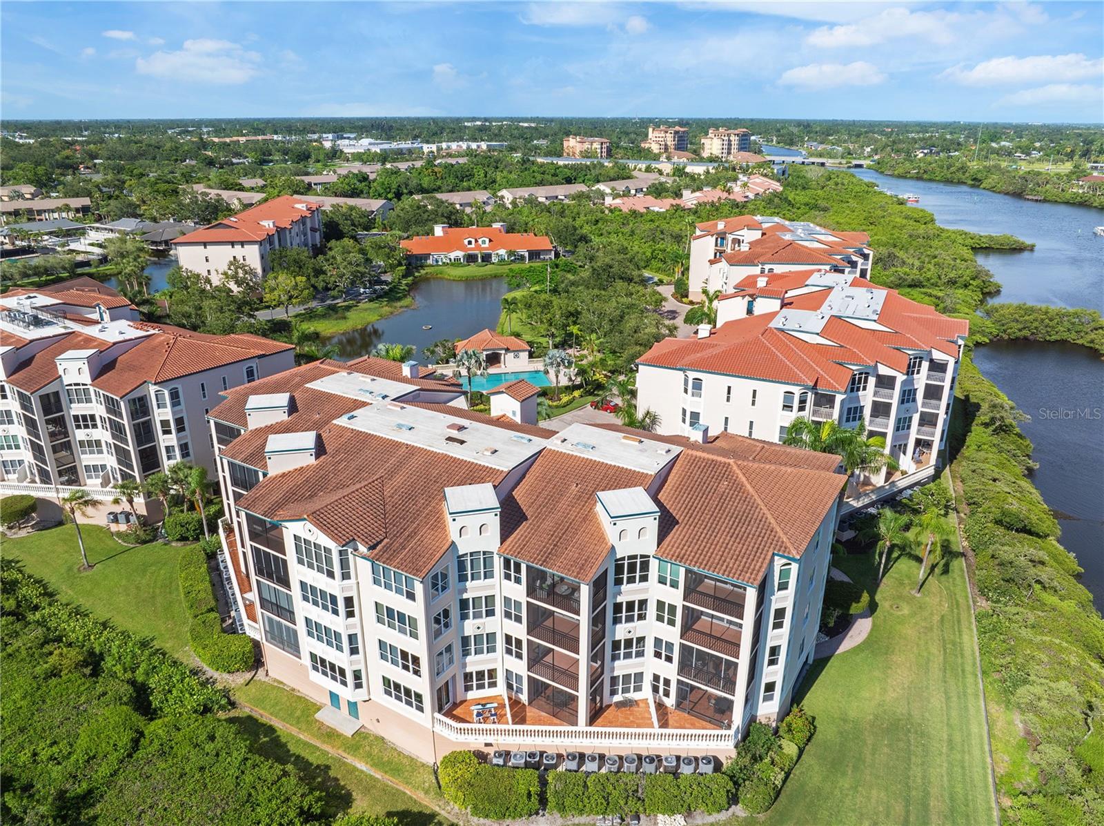 EAGLES POINT AT THE LANDINGS 2 - Residential