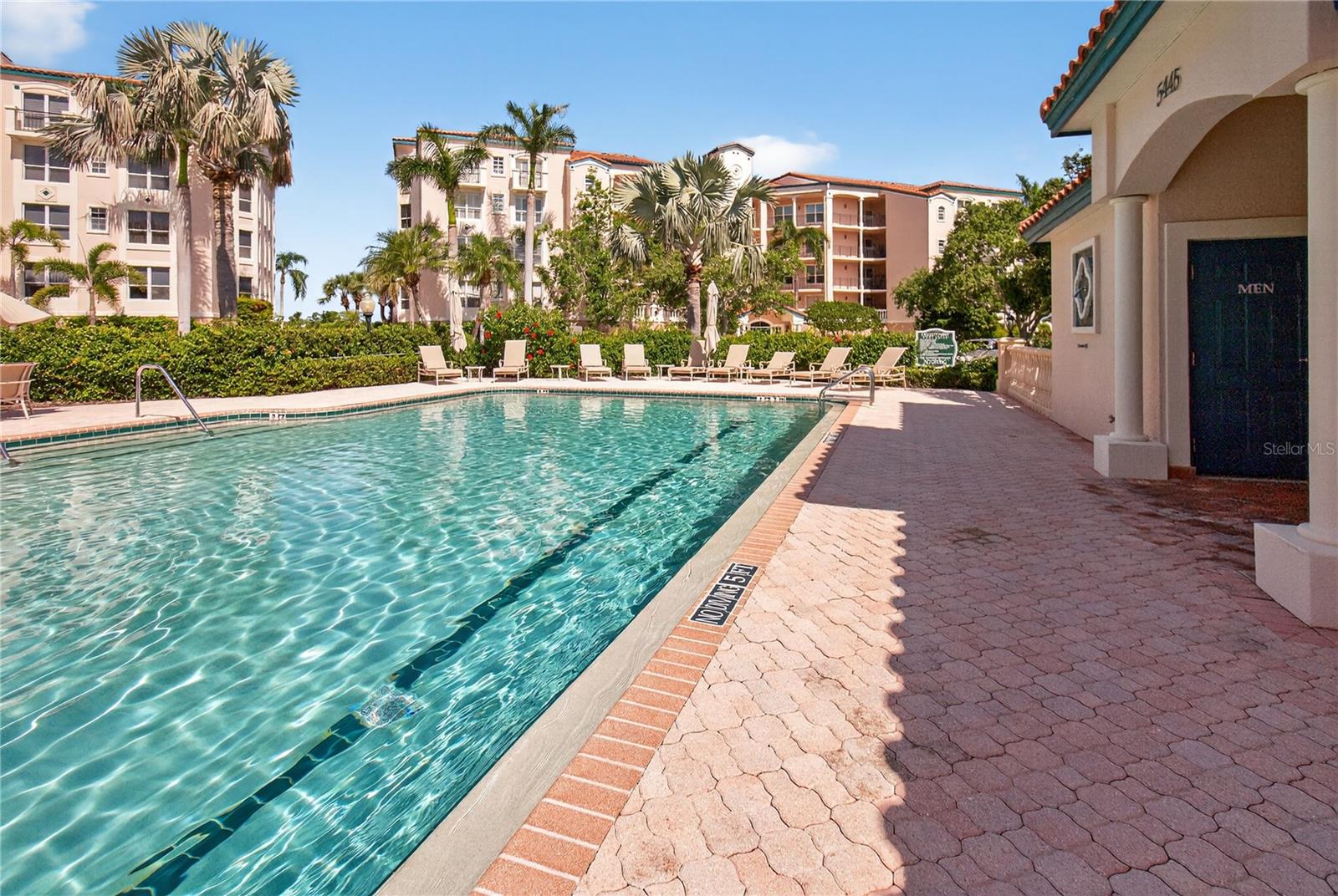 EAGLES POINT AT THE LANDINGS 2 - Residential