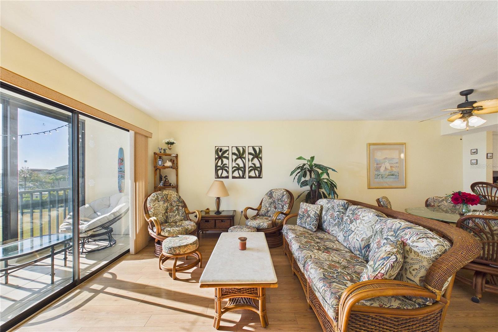 SAND PEBBLE POINTE CONDO 03 - Residential