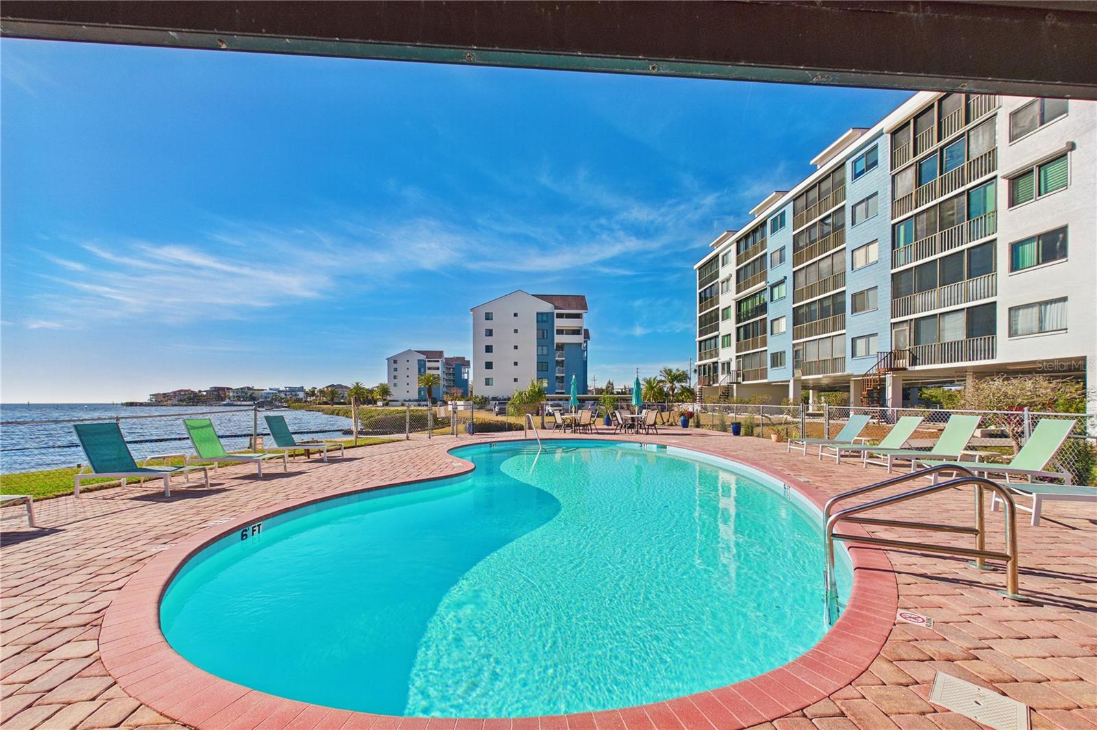 SAND PEBBLE POINTE CONDO 03 - Residential