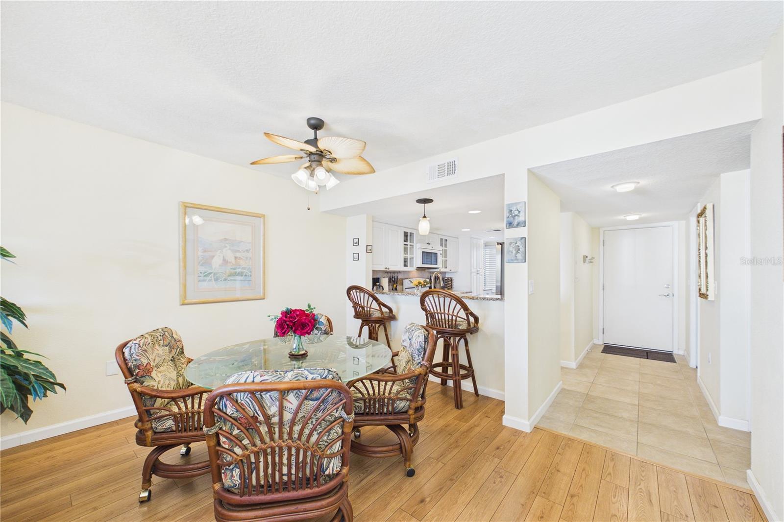 SAND PEBBLE POINTE CONDO 03 - Residential