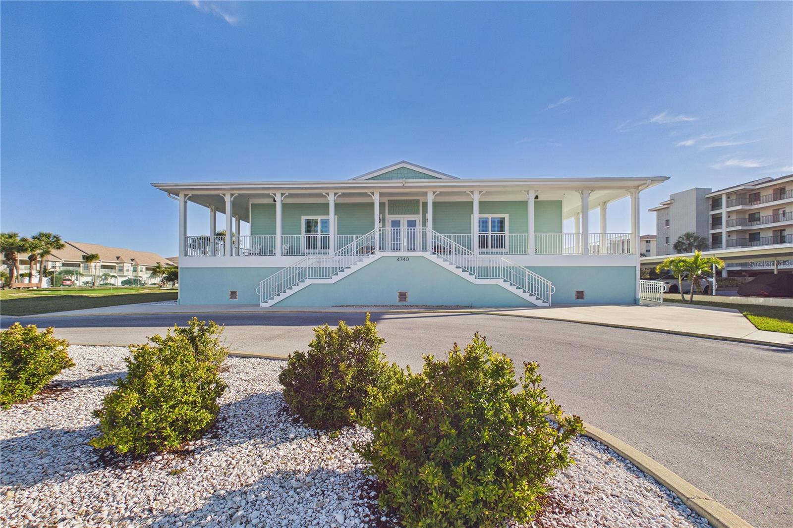 SAND PEBBLE POINTE CONDO 03 - Residential