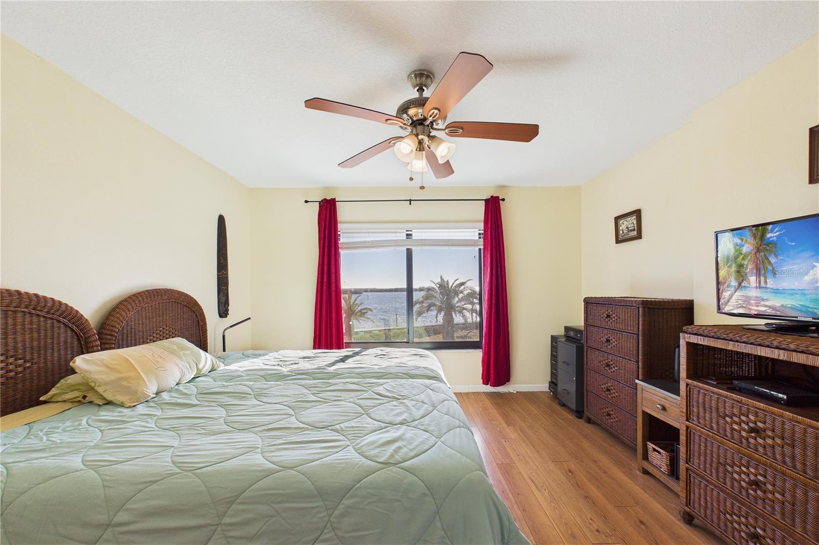 SAND PEBBLE POINTE CONDO 03 - Residential