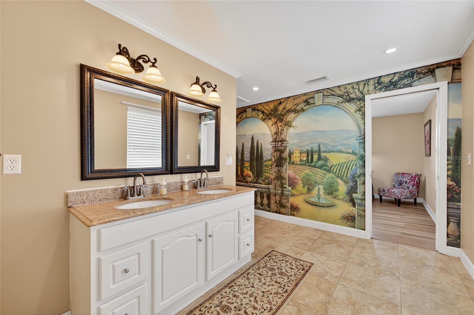 MC ELROYS BELLEVIEW - Residential