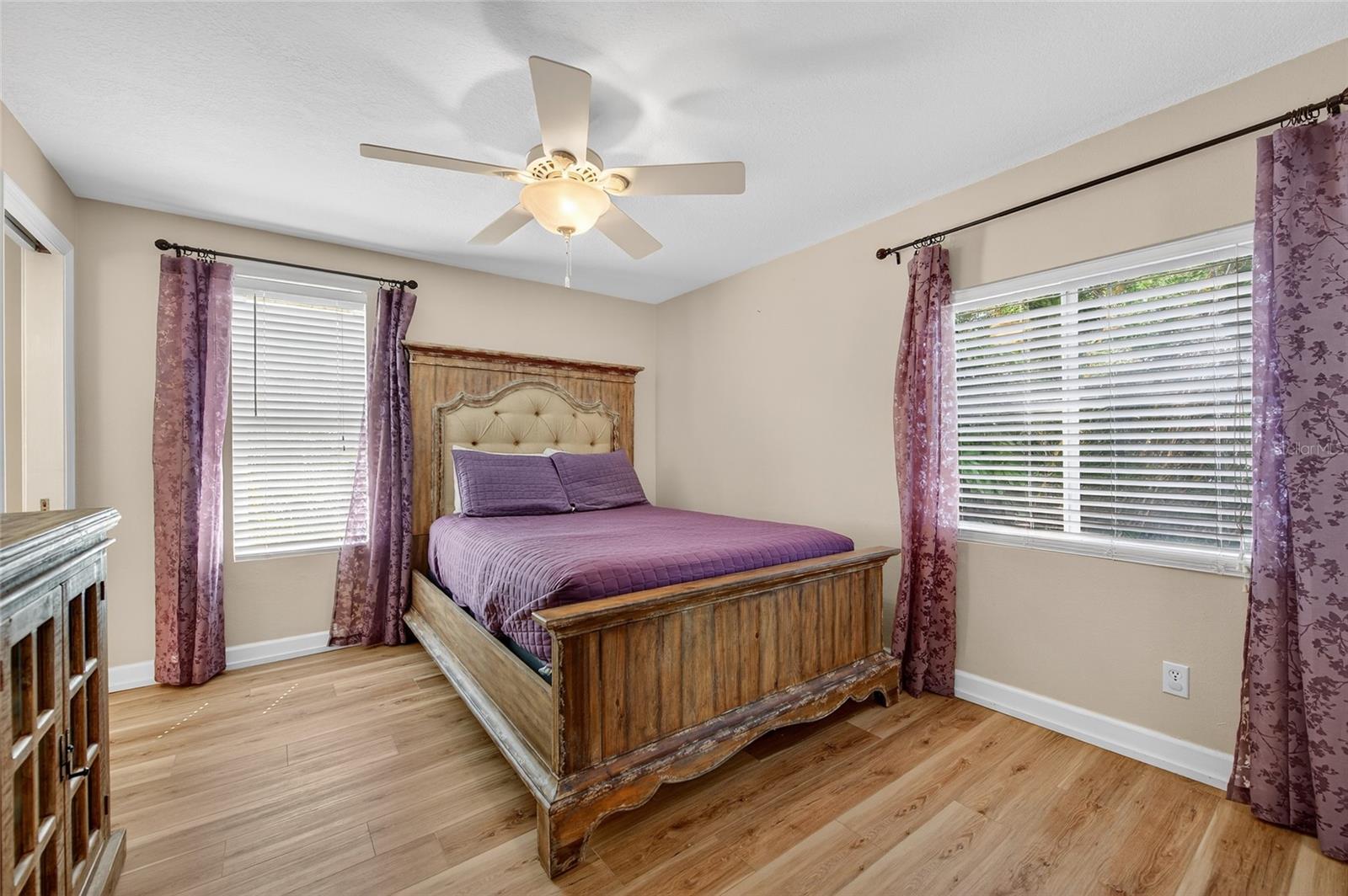 MC ELROYS BELLEVIEW - Residential