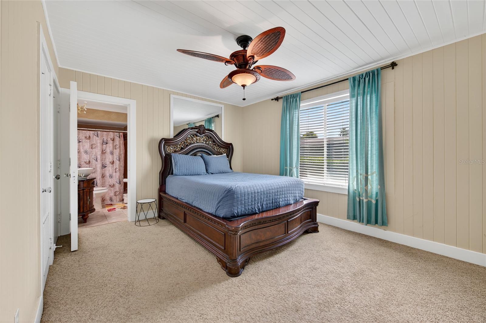 MC ELROYS BELLEVIEW - Residential