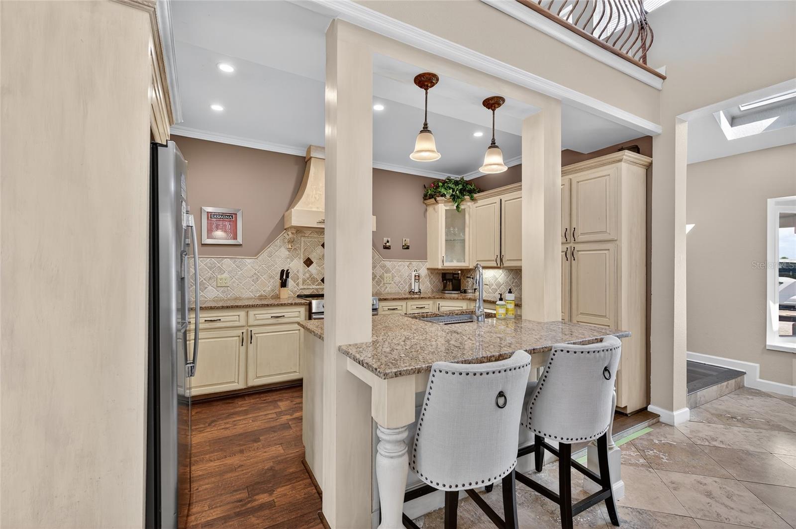 MC ELROYS BELLEVIEW - Residential