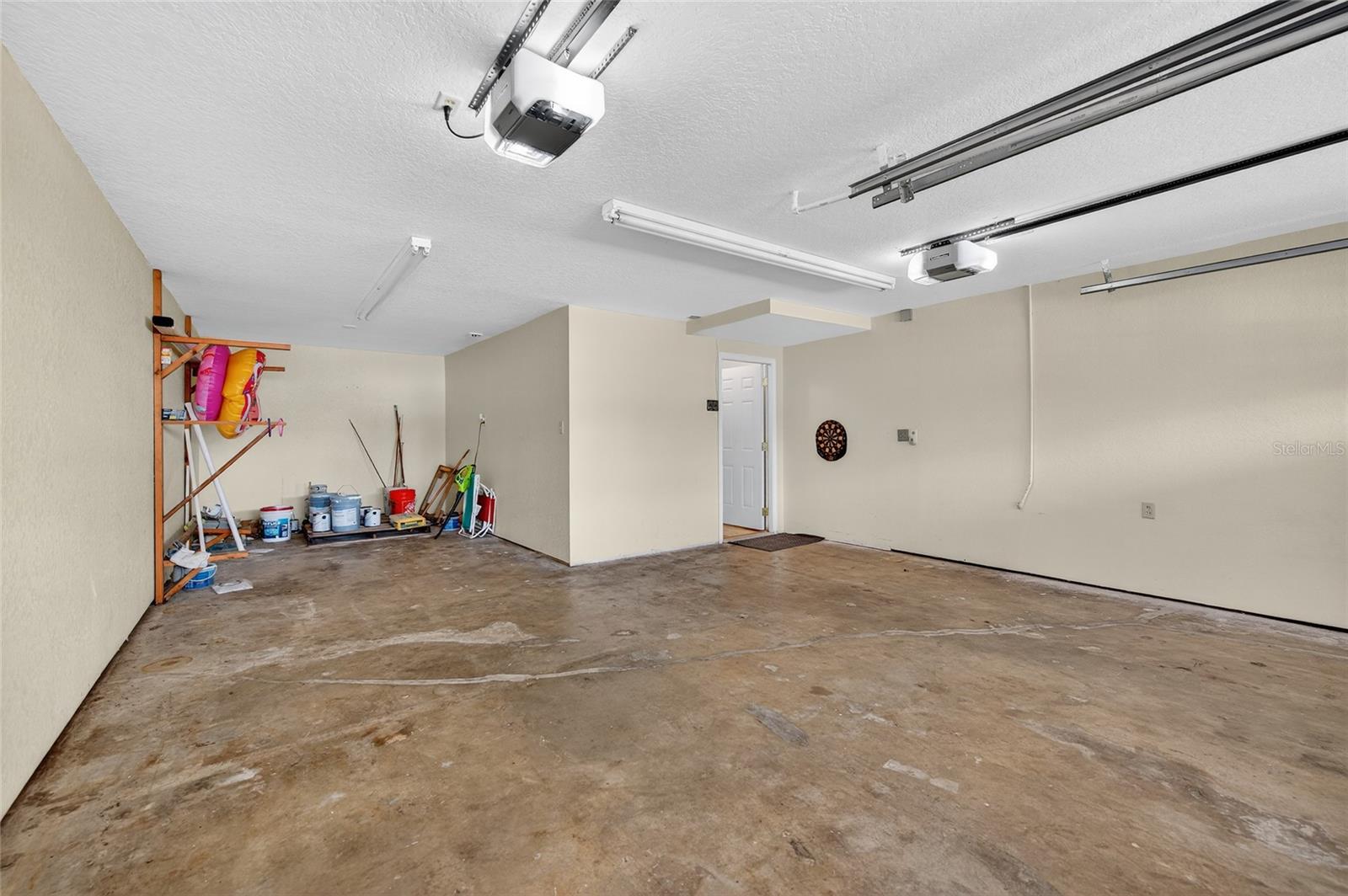 MC ELROYS BELLEVIEW - Residential