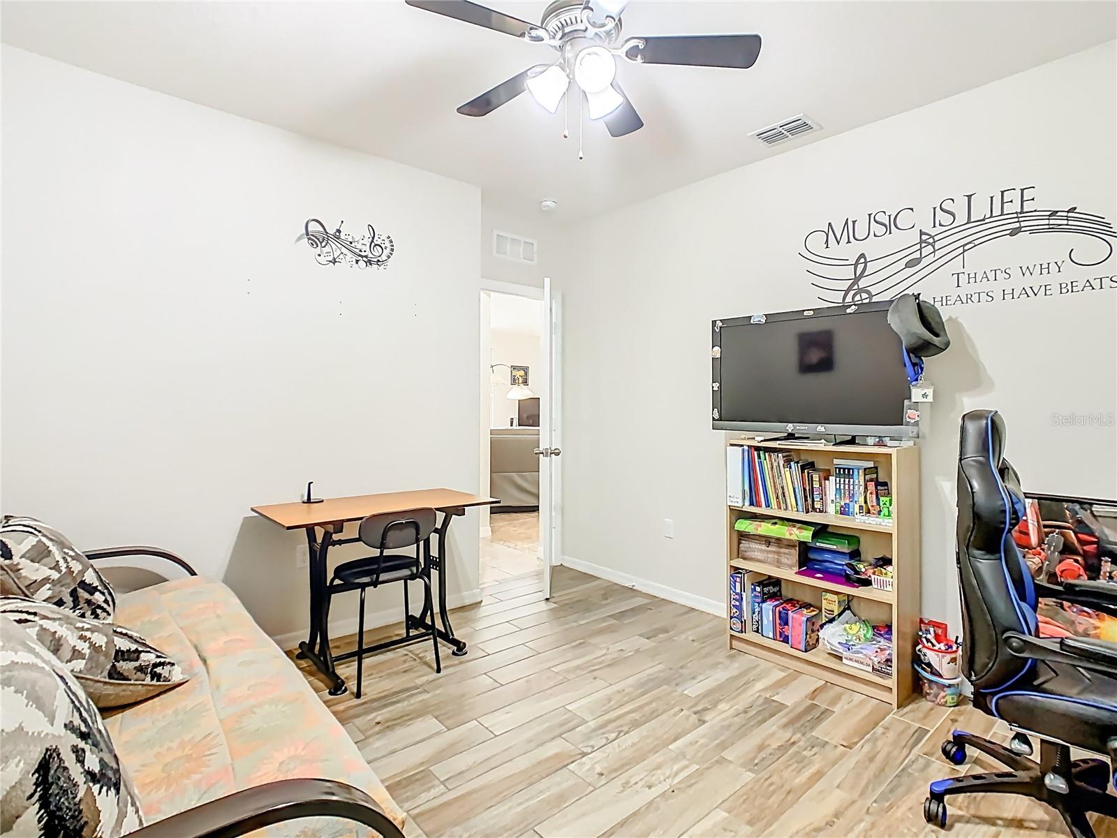 RAINTREE AT SPRINGLAKE VILLAGE PH 2 - Residential