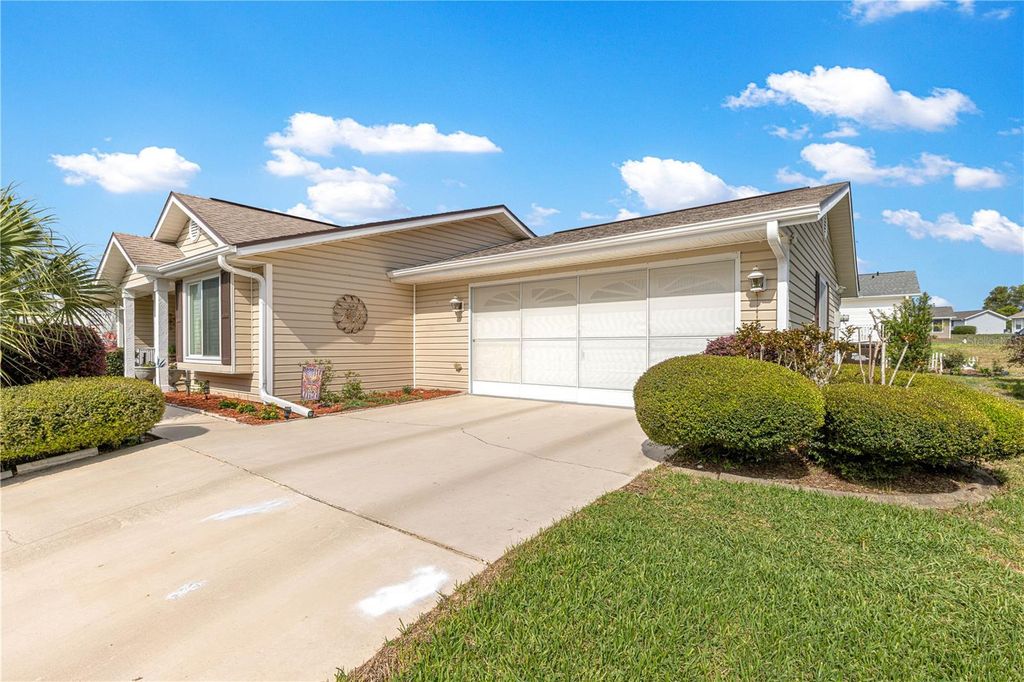 Photo of 8145 SW 108 Street, Ocala, FL 34481 (MLS # OM721716)