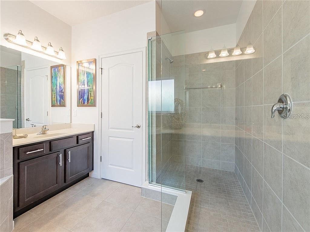 OAKMONT PH 01 - Residential