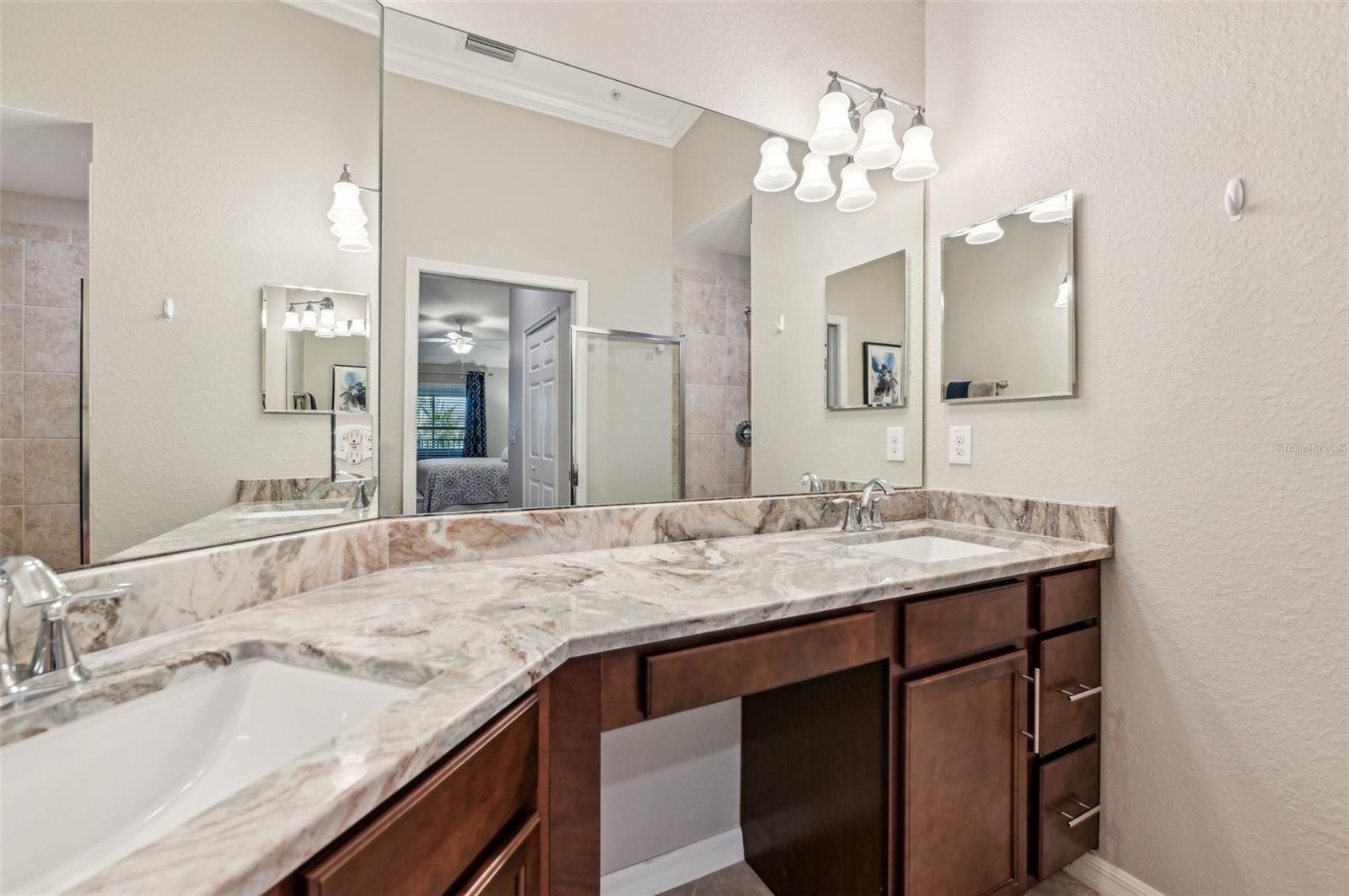 VERANDA I AT LAKEWOOD NATIONAL PH 2 - Residential Lease