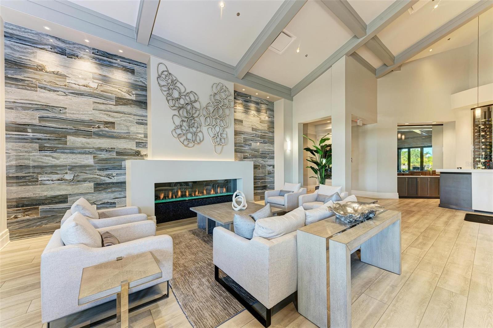 VERANDA I AT LAKEWOOD NATIONAL PH 2 - Residential Lease