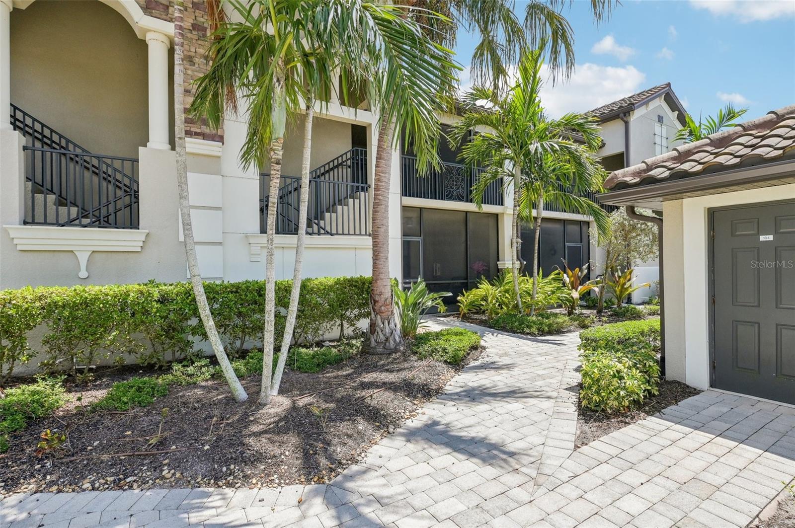 VERANDA I AT LAKEWOOD NATIONAL PH 2 - Residential Lease