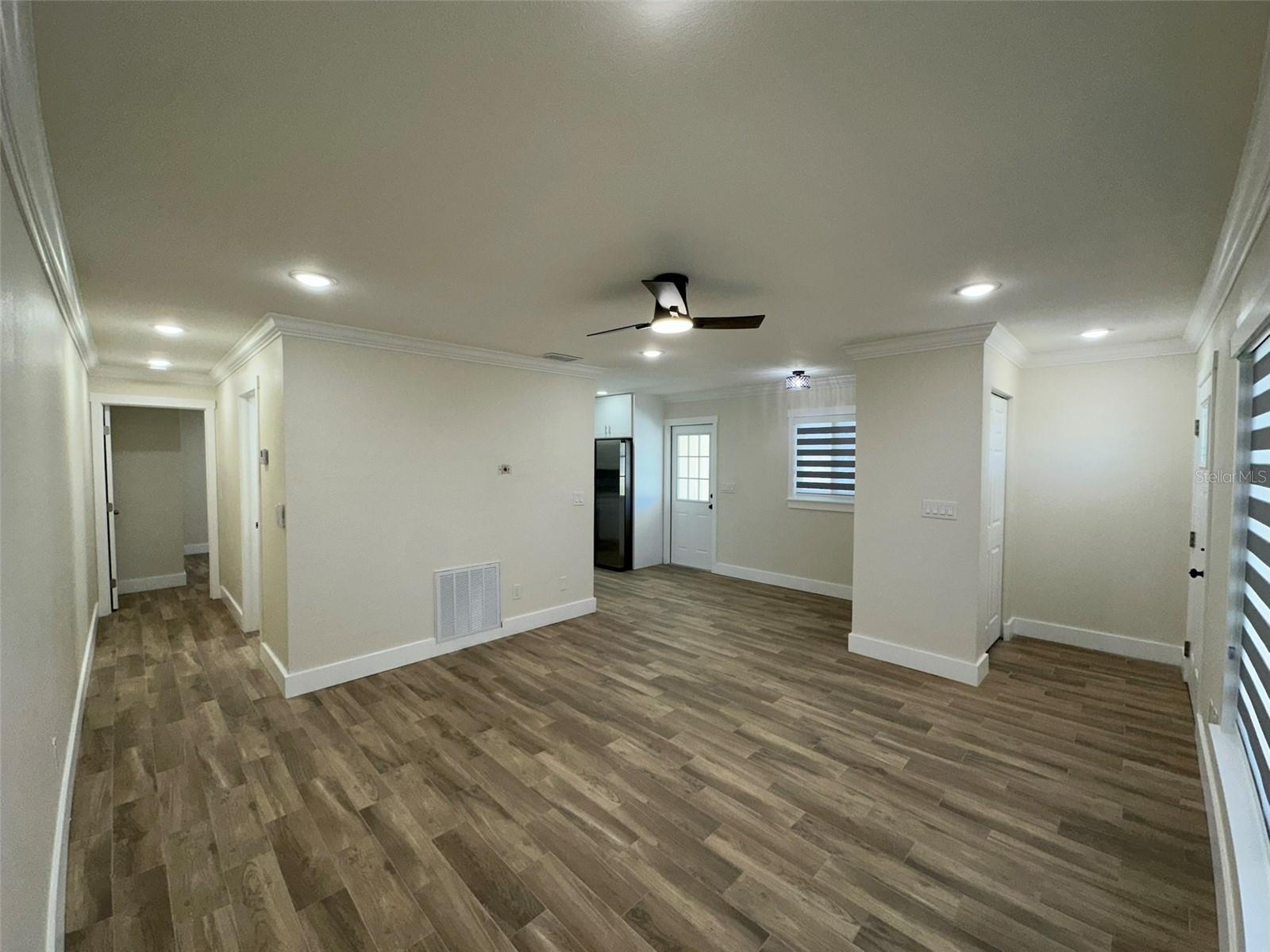 APOLLO BEACH UNIT 1 PT 2 - Residential Lease