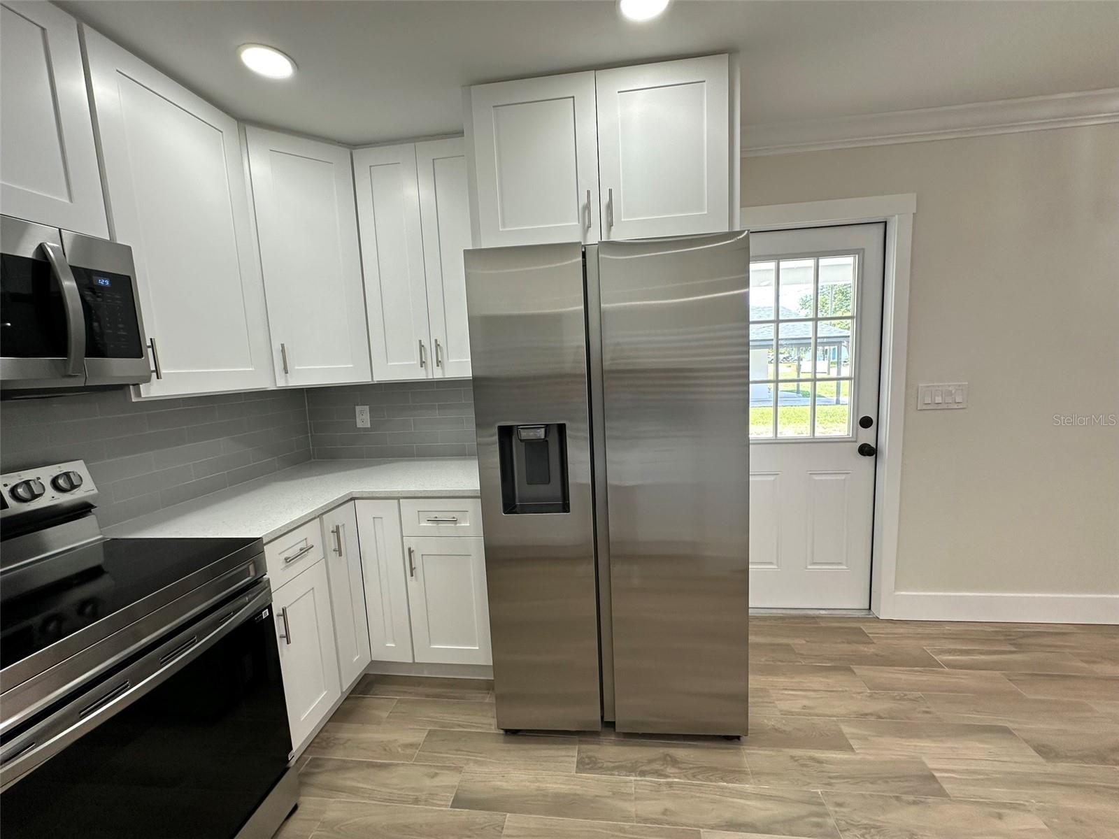 APOLLO BEACH UNIT 1 PT 2 - Residential Lease