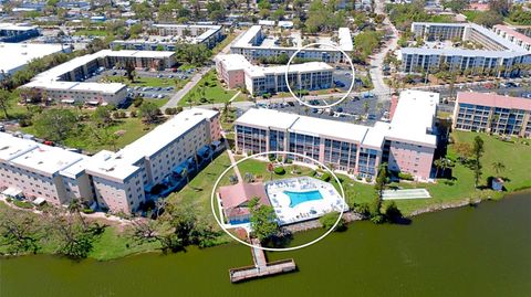 Photo of 4133 Heron Way #E202, Bradenton, FL 34205 (MLS # A4642377)