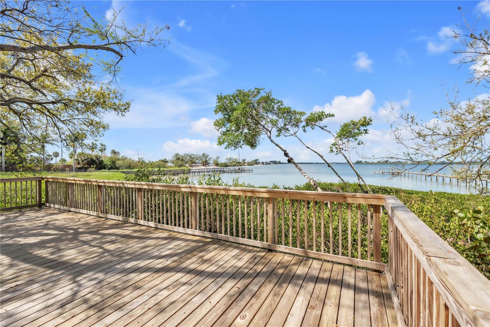 PINE BAY FOREST - Residential