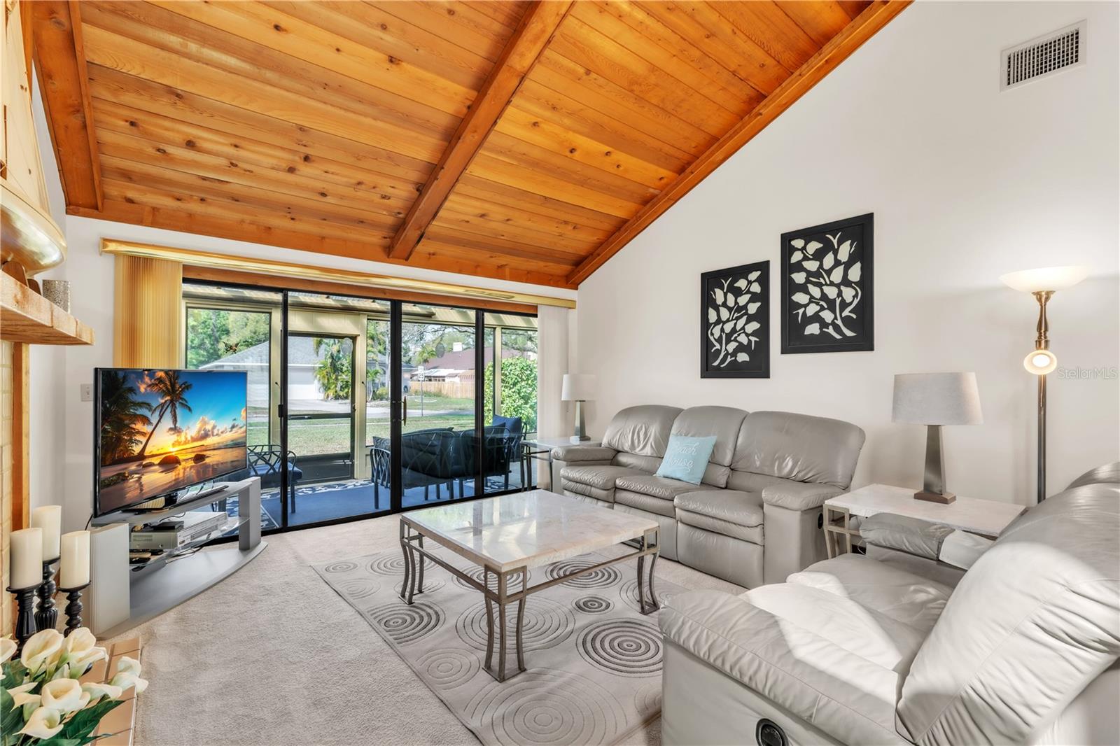 PINE BAY FOREST - Residential