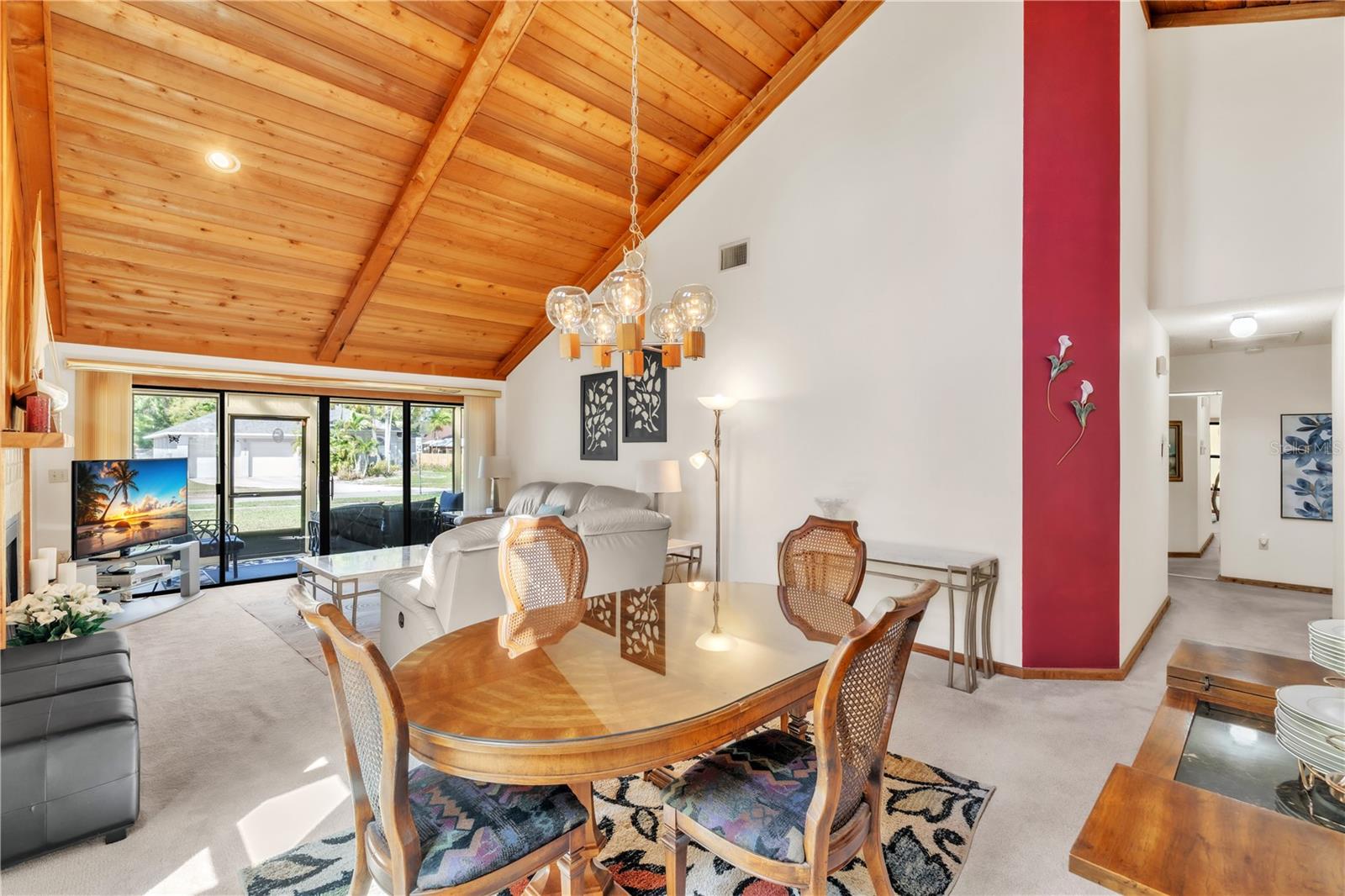 PINE BAY FOREST - Residential