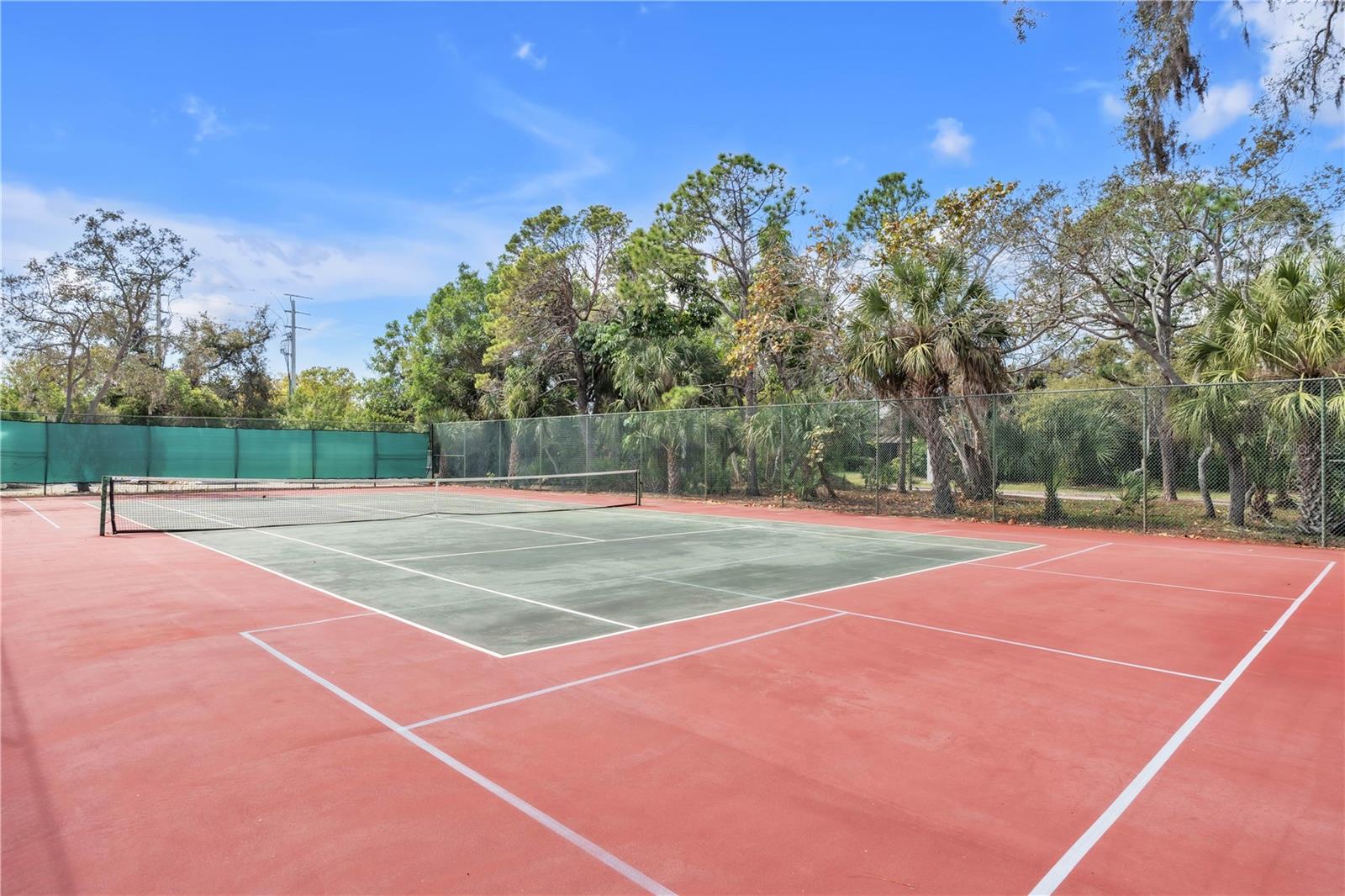 PINE BAY FOREST - Residential