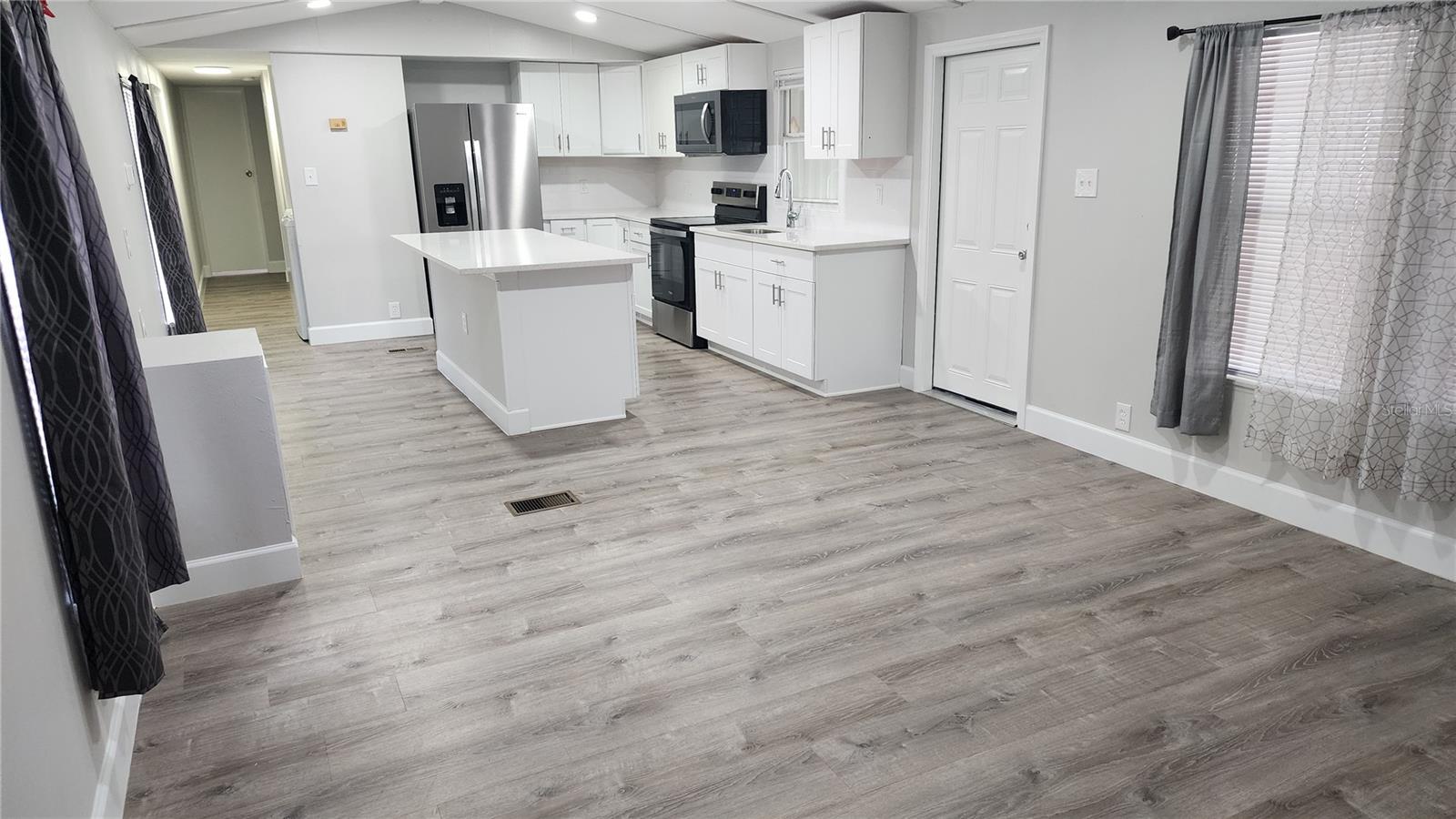 ALAFIA ESTATES UNIT A - Residential Lease