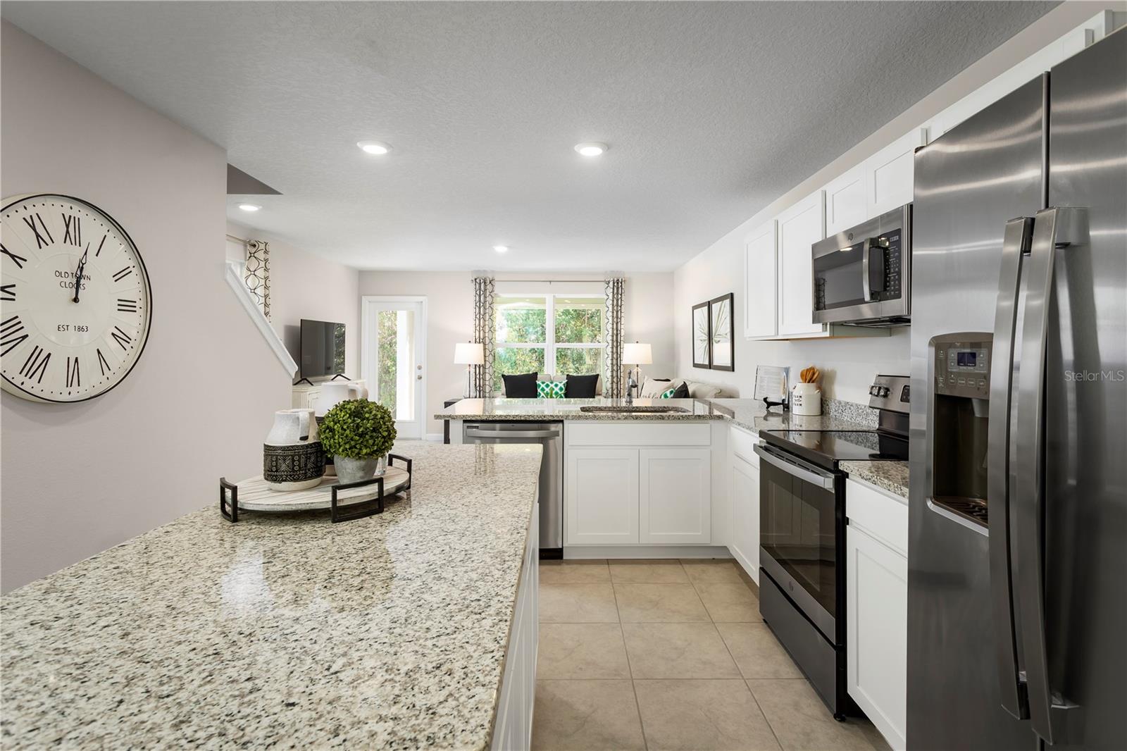 EDISON POINTE TOWNHOMES - Residential