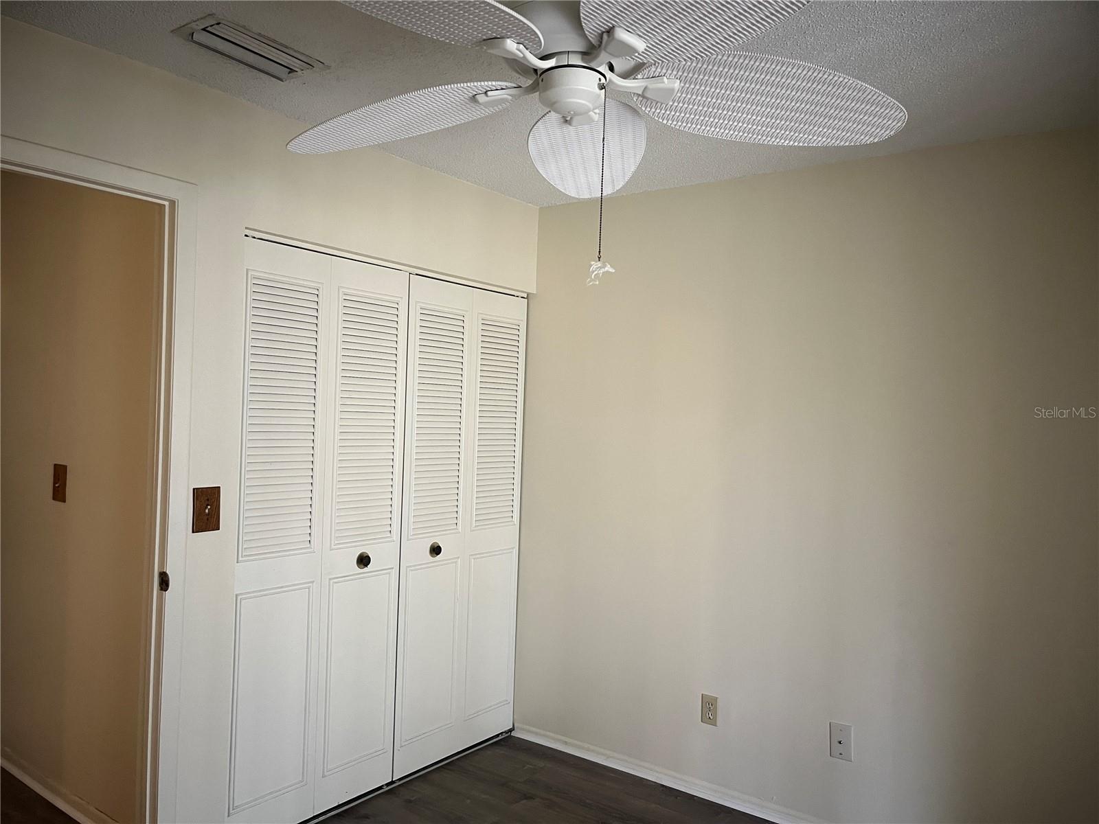 BELLE OAK VILLAS - Residential