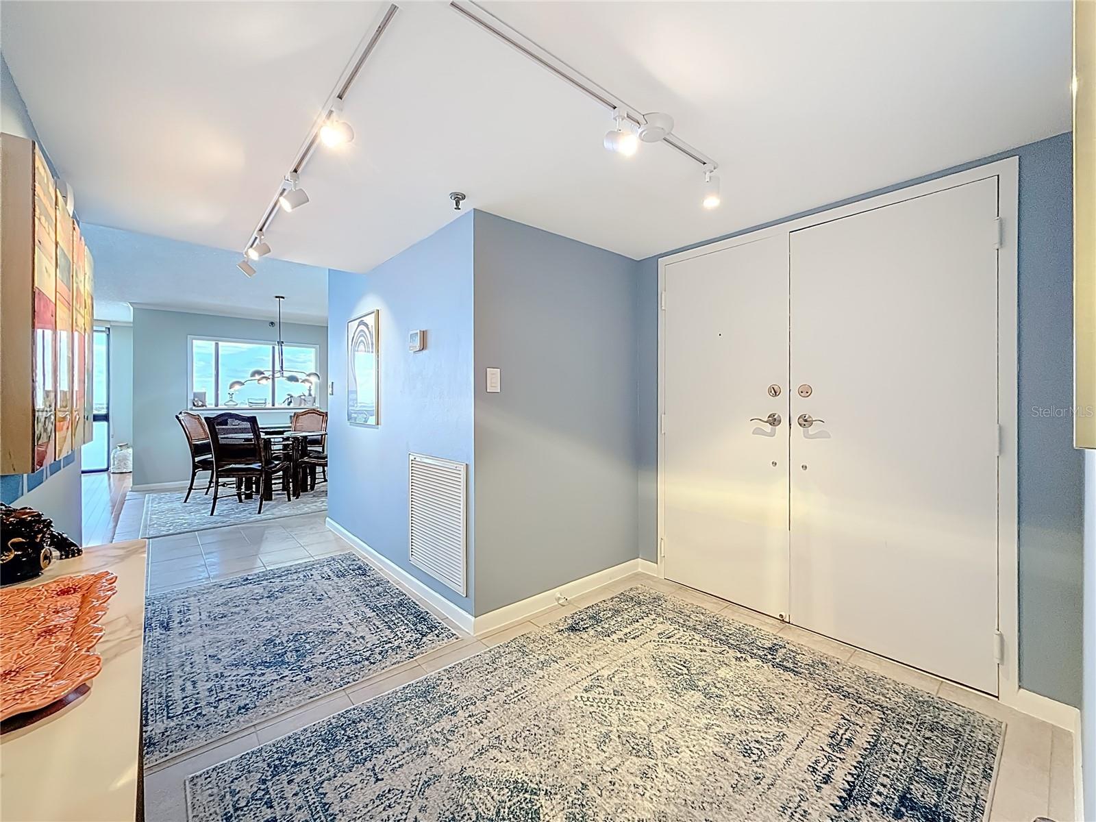 MONTE CARLO TOWERS A CONDOMINI - Residential