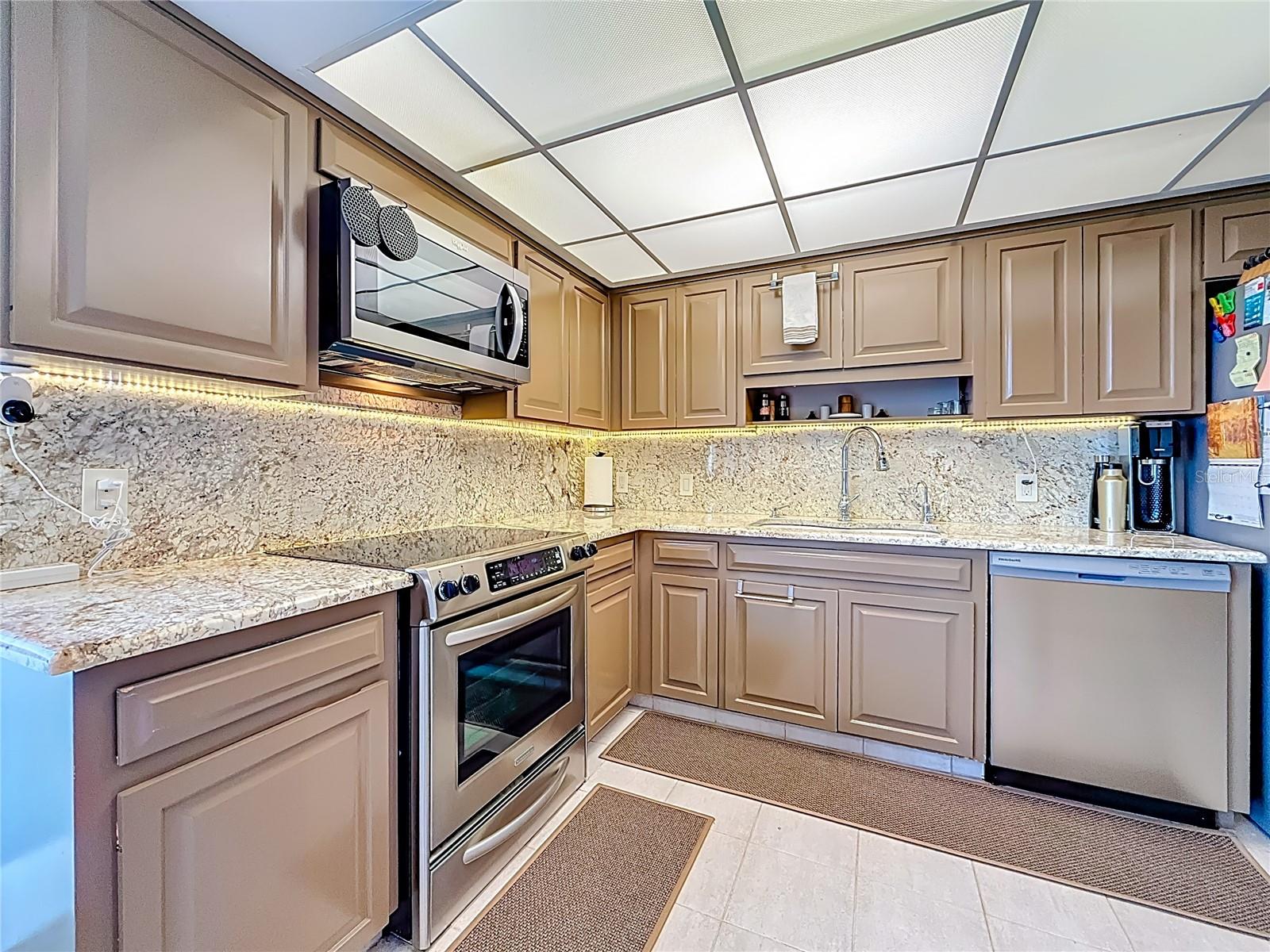 MONTE CARLO TOWERS A CONDOMINI - Residential