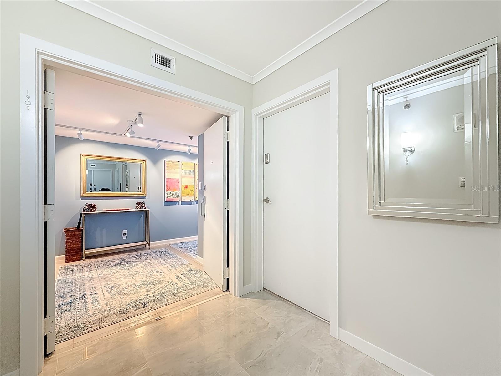 MONTE CARLO TOWERS A CONDOMINI - Residential