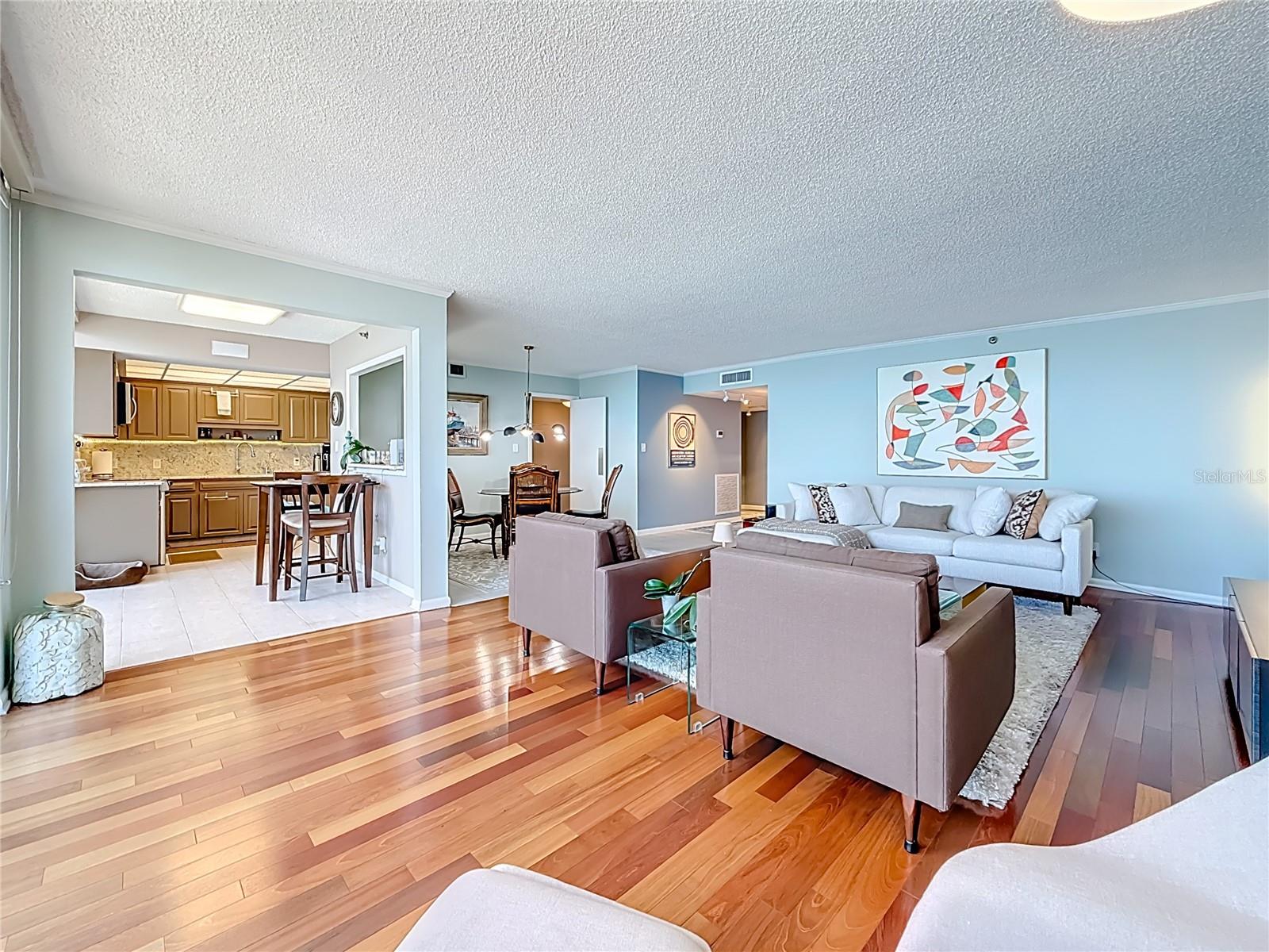 MONTE CARLO TOWERS A CONDOMINI - Residential