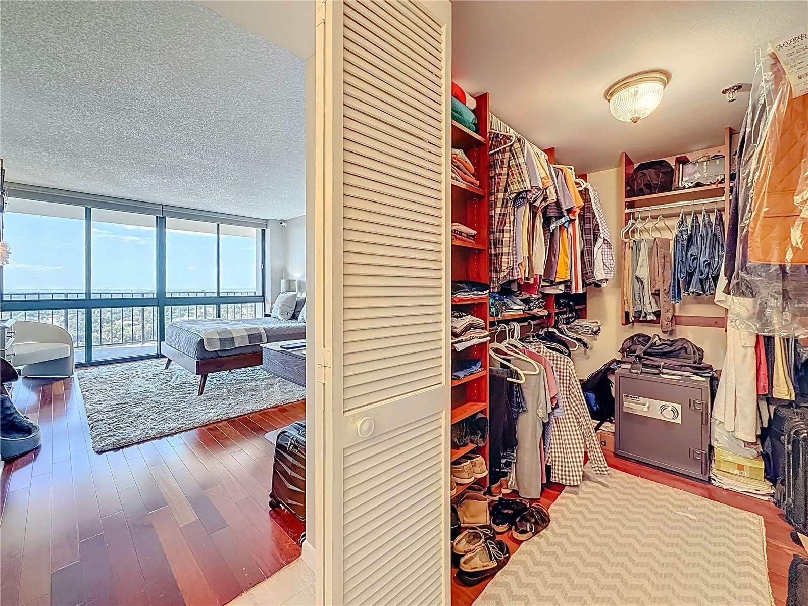 MONTE CARLO TOWERS A CONDOMINI - Residential