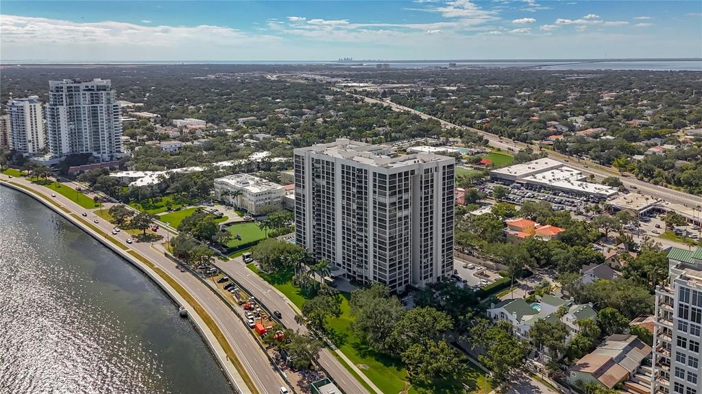 Photo of 3301 Bayshore Boulevard #1905C, Tampa, FL 33629 (MLS # TB8445336)