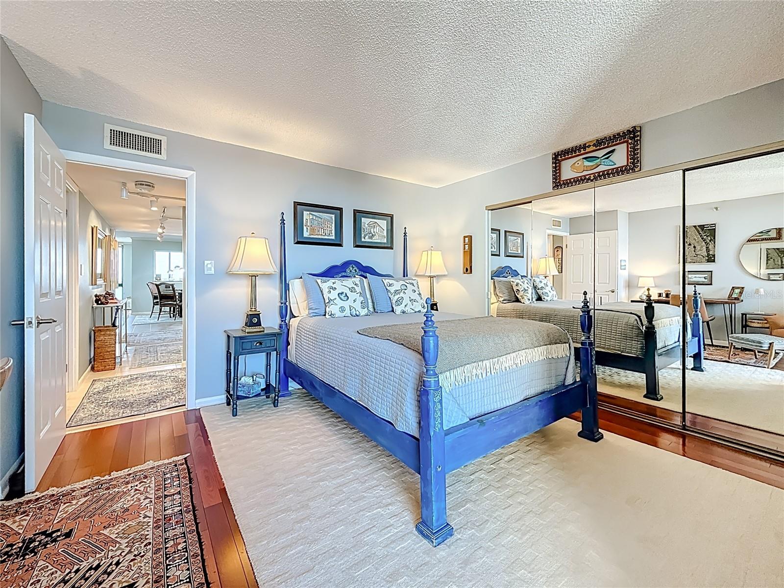 MONTE CARLO TOWERS A CONDOMINI - Residential