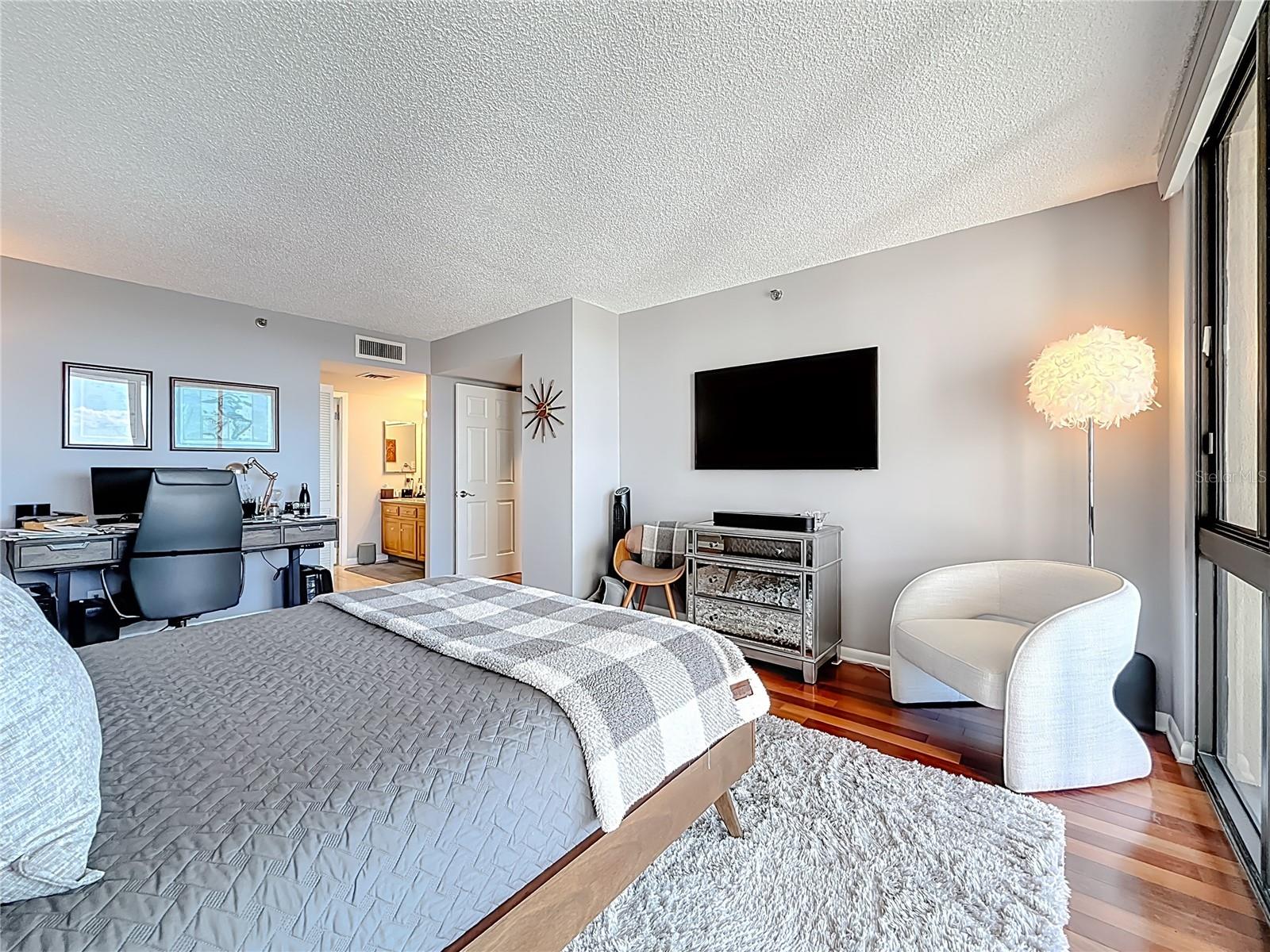 MONTE CARLO TOWERS A CONDOMINI - Residential