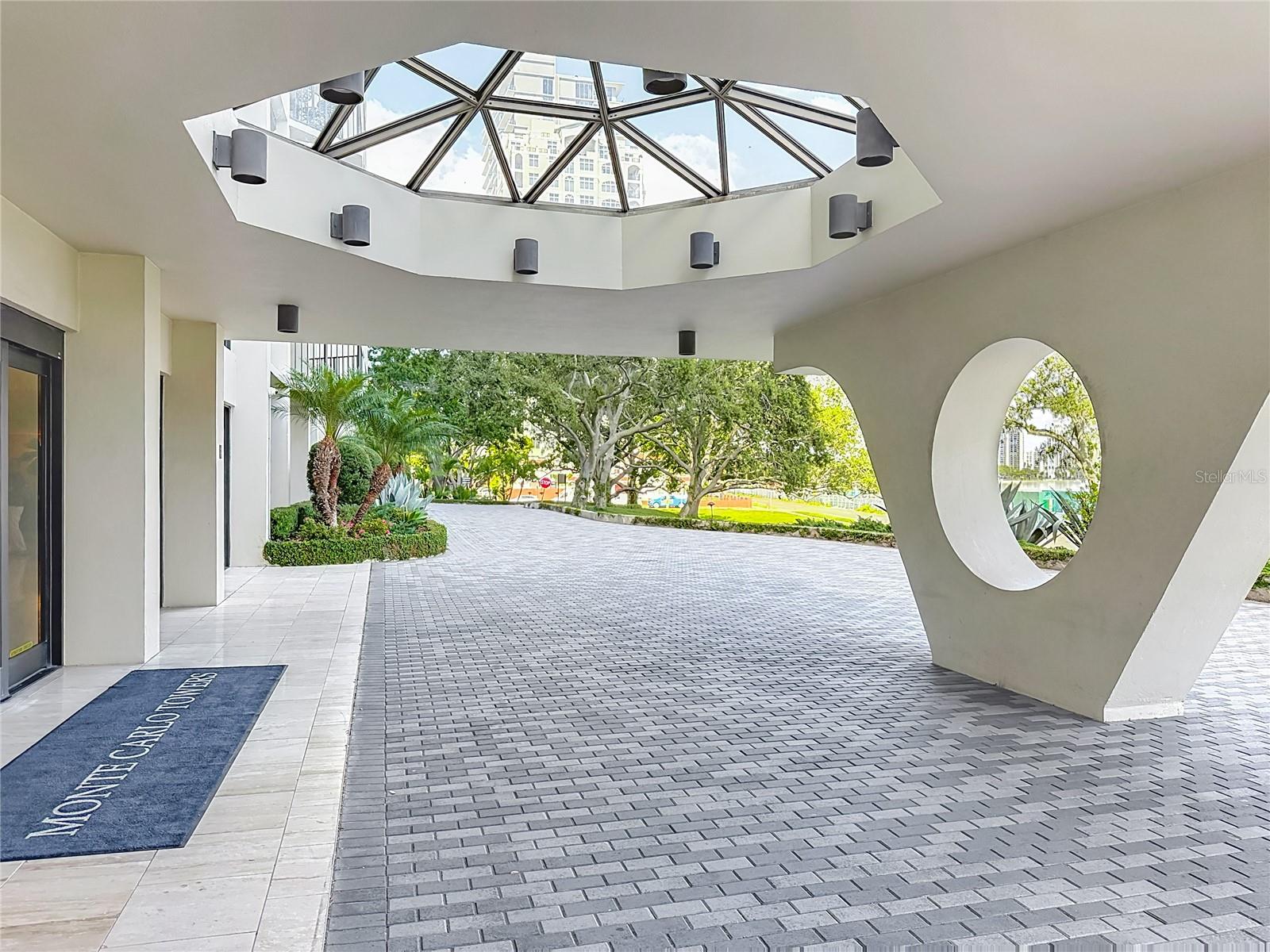 MONTE CARLO TOWERS A CONDOMINI - Residential