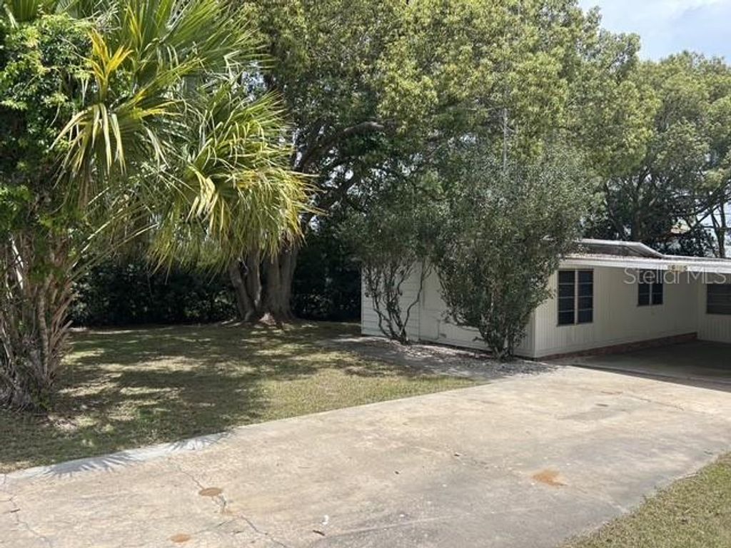 Photo of 16815 SE 101st Court Road, Summerfield, FL 34491 (MLS # G5113591)