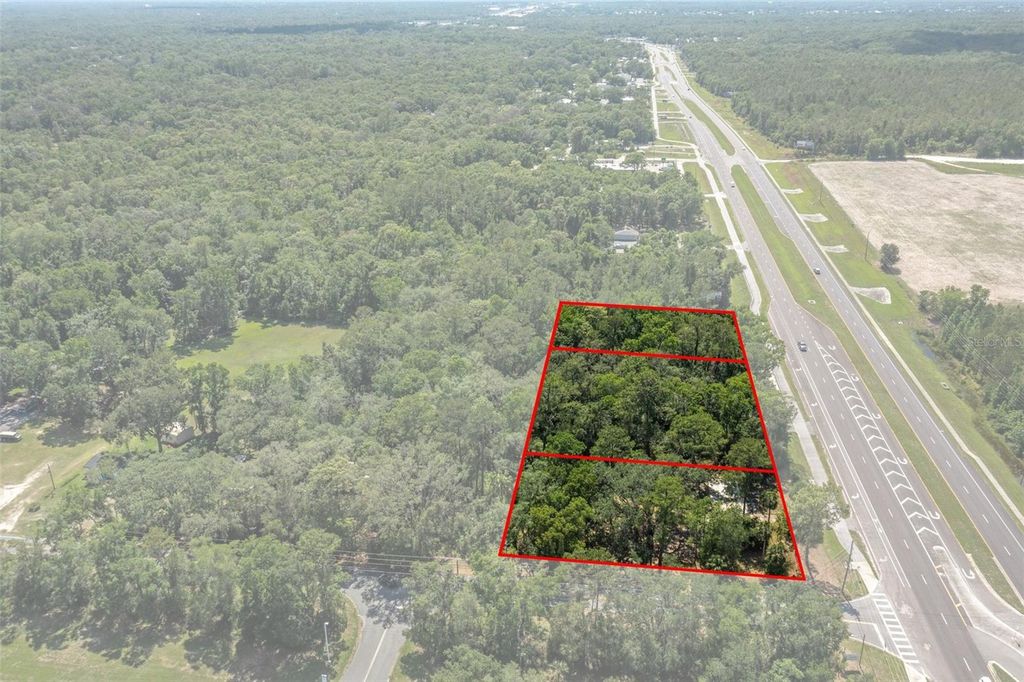 Photo of 17166 Cortez Boulevard, Brooksville, FL 34601 (MLS # W7875559)