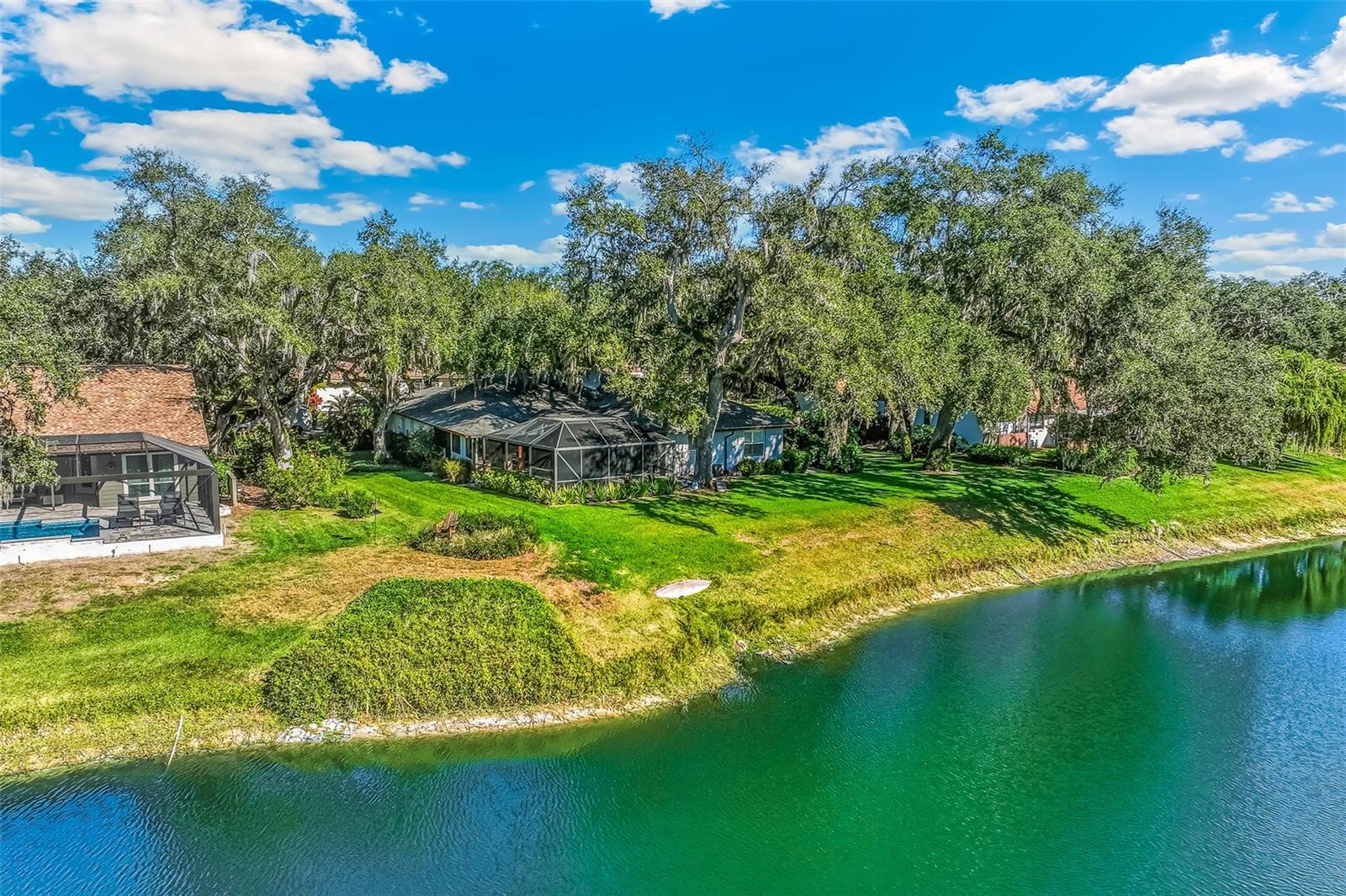 SHERWOOD FOREST - Residential