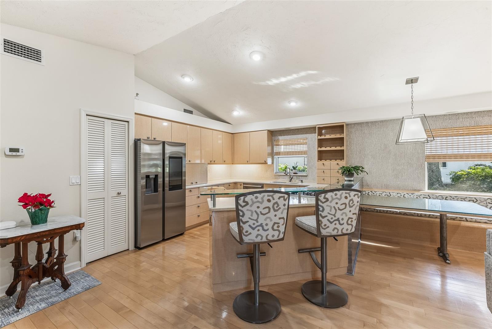 SHERWOOD FOREST - Residential