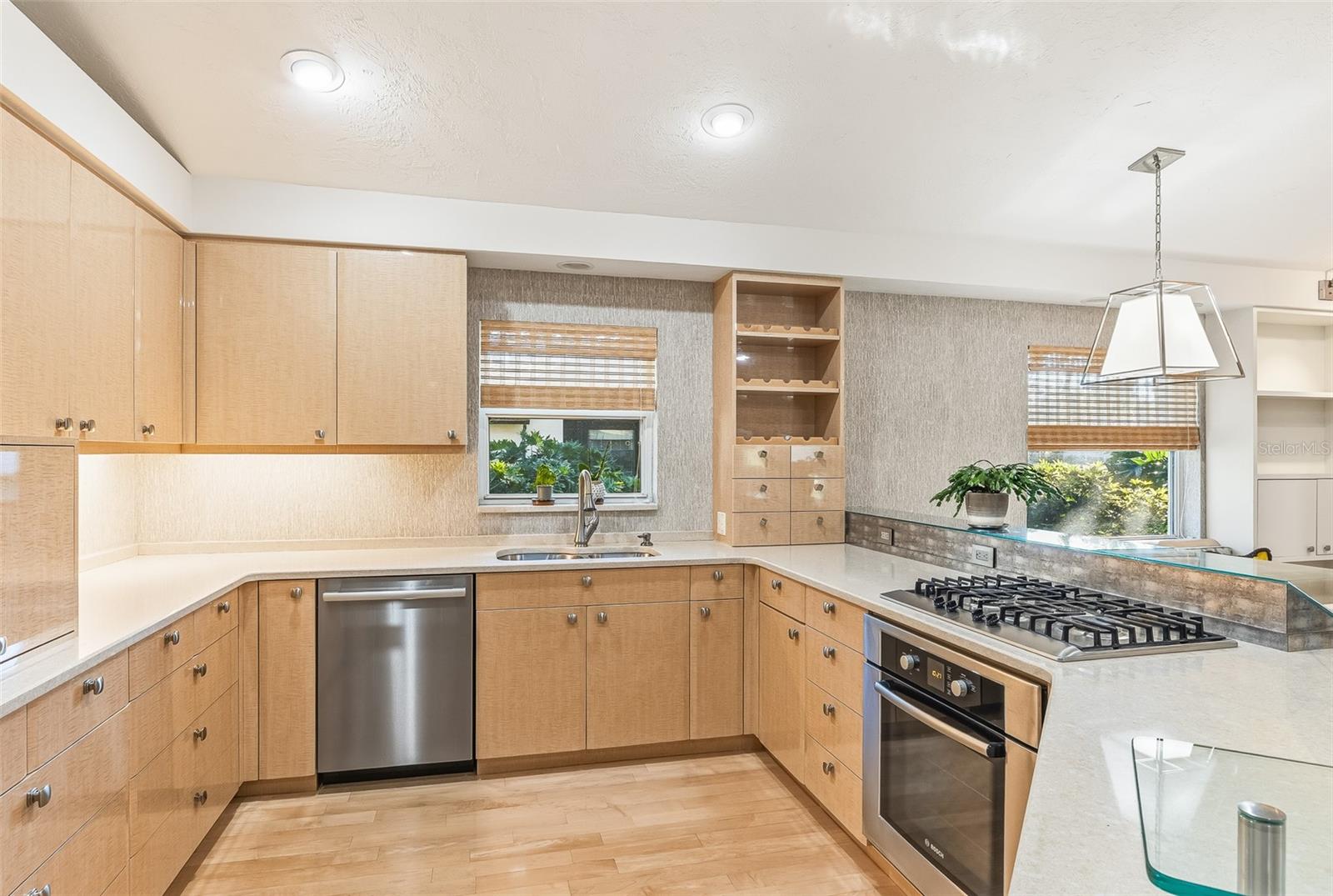 SHERWOOD FOREST - Residential