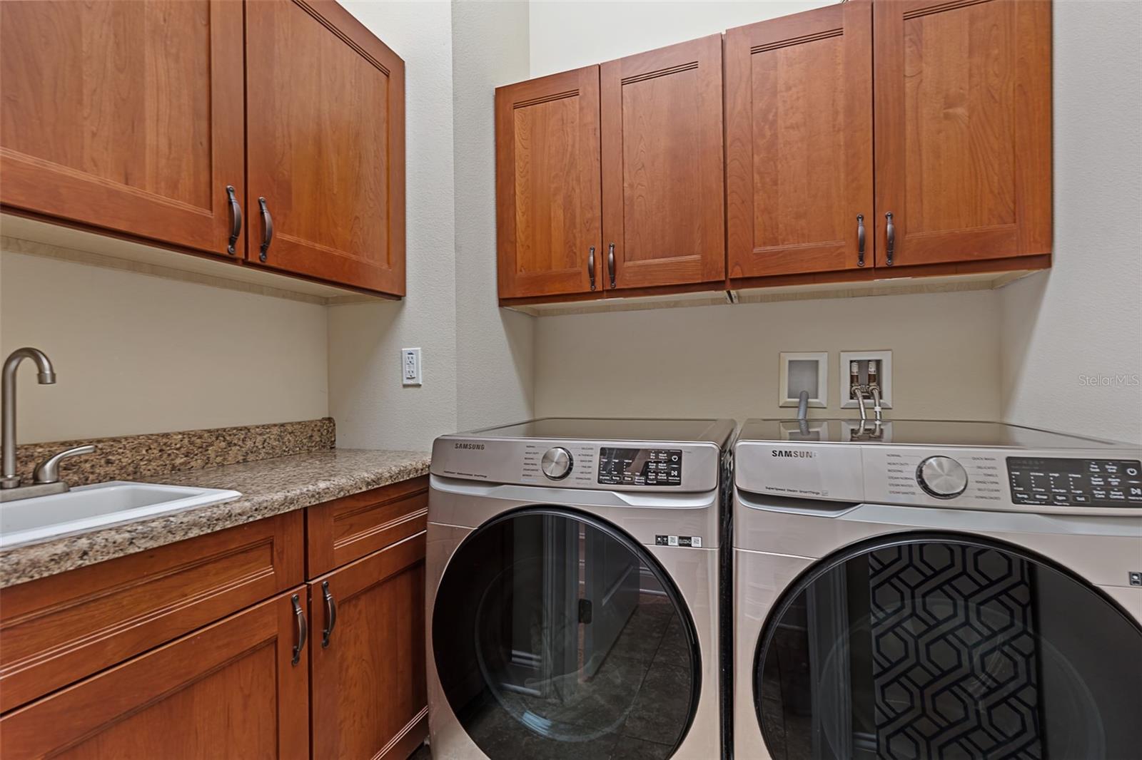 PLANTATION RESERVE ESTATES SUB - Residential