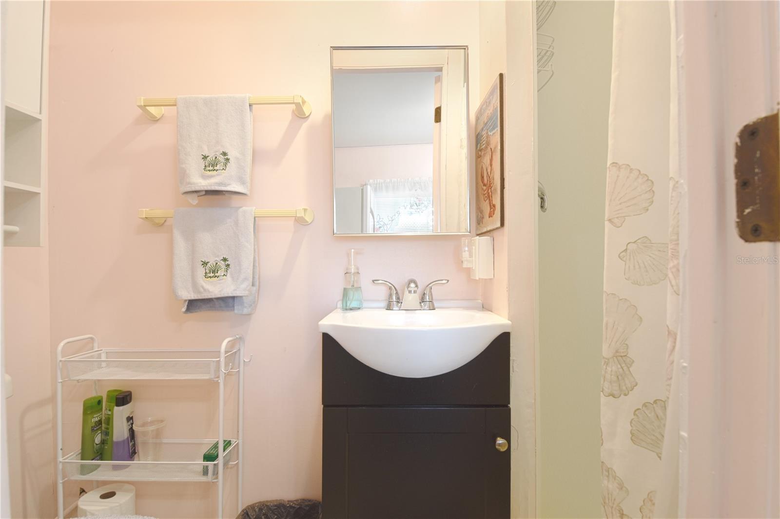 EL JOBEAN WARD 01 - Residential