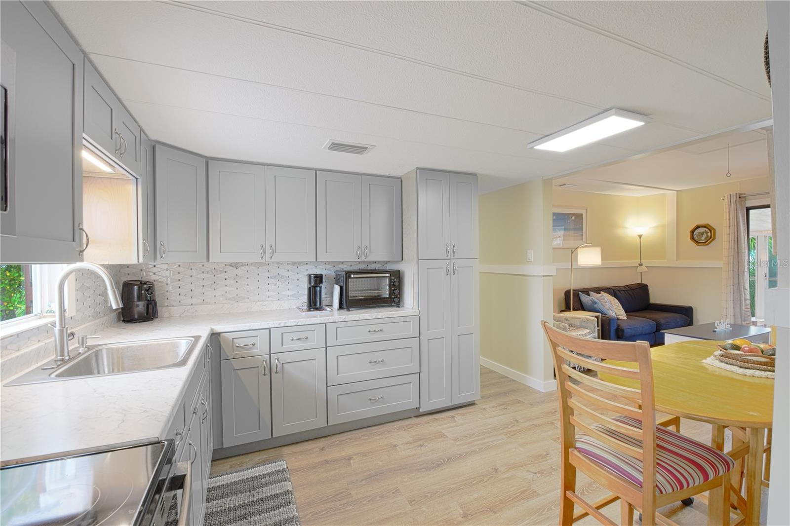 EL JOBEAN WARD 01 - Residential