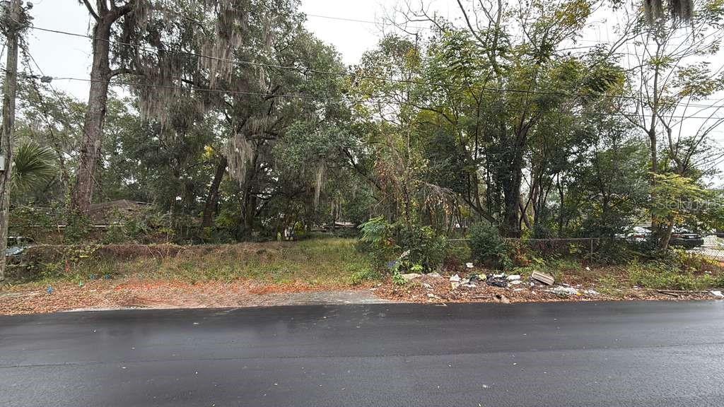 EAST PARK PLACE - Land