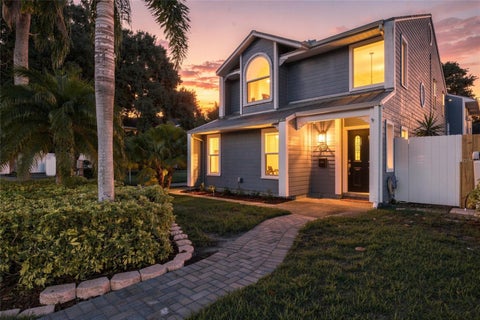 3 beds bed, 3.5 baths bath property at 2802 W Estrella Street, Tampa, FL 33629